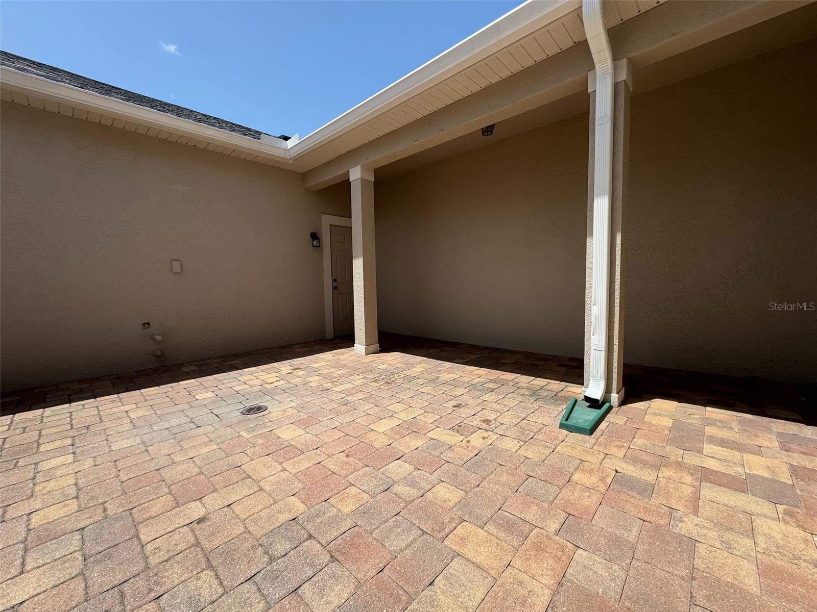 Image 16 of 20 For 11963 Vermillion Avenue