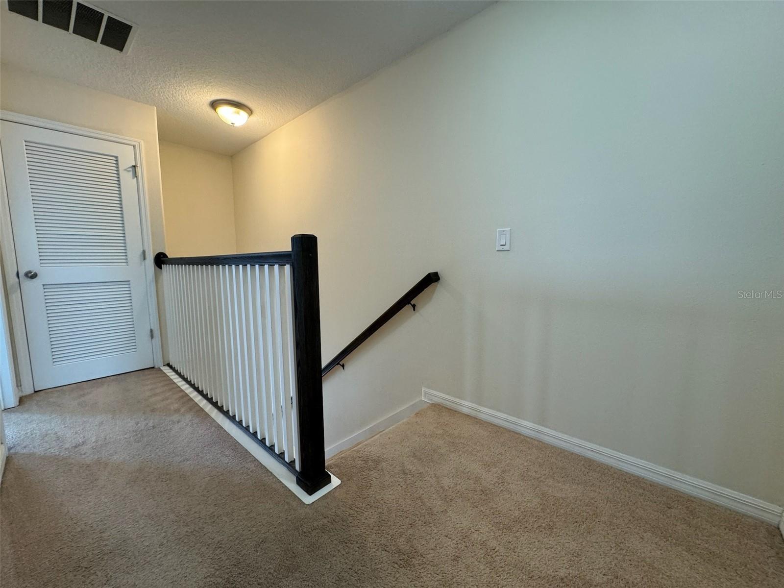 Image 9 of 20 For 11963 Vermillion Avenue