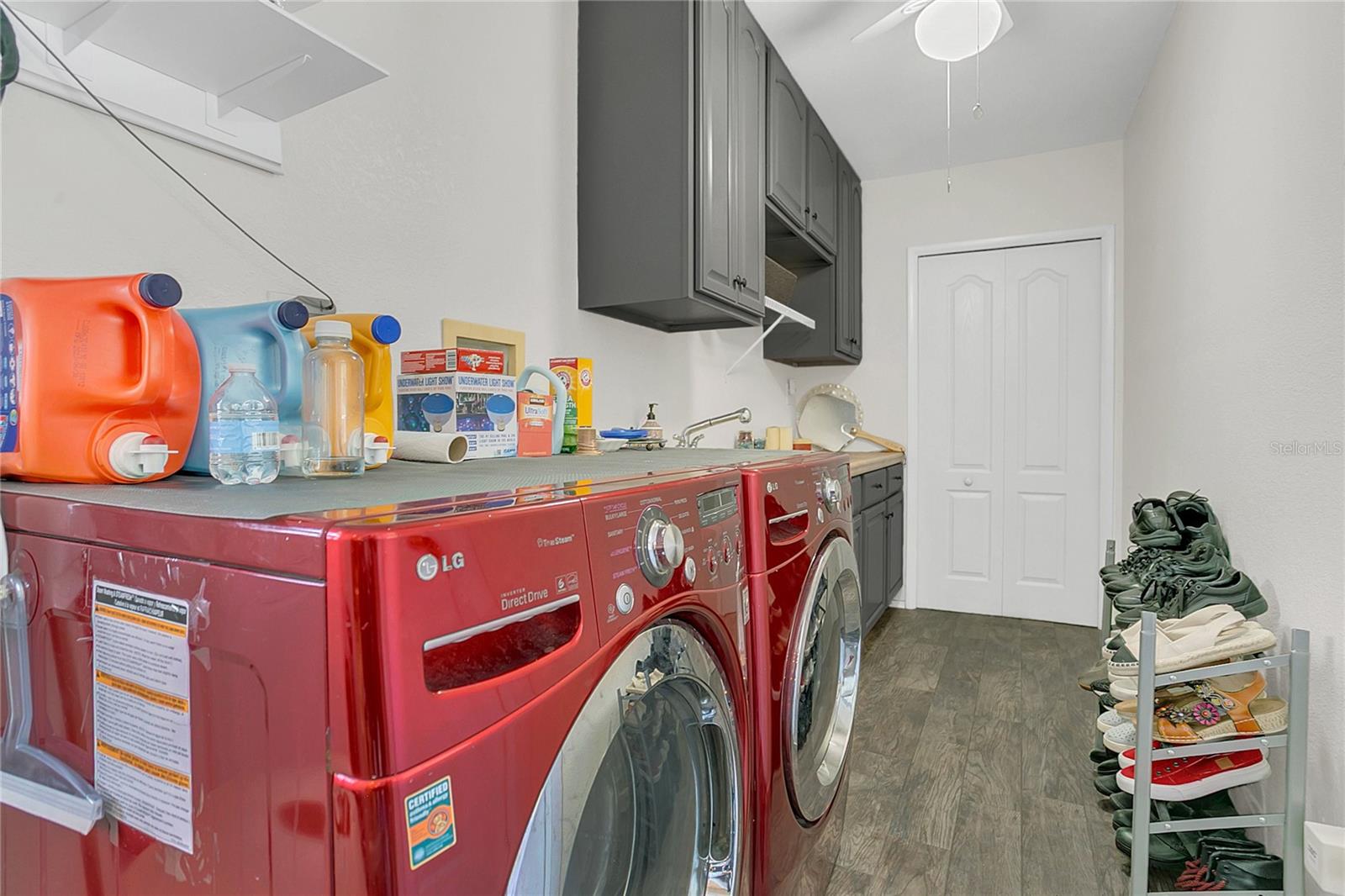Image 15 of 22 For 733 Coquina Court