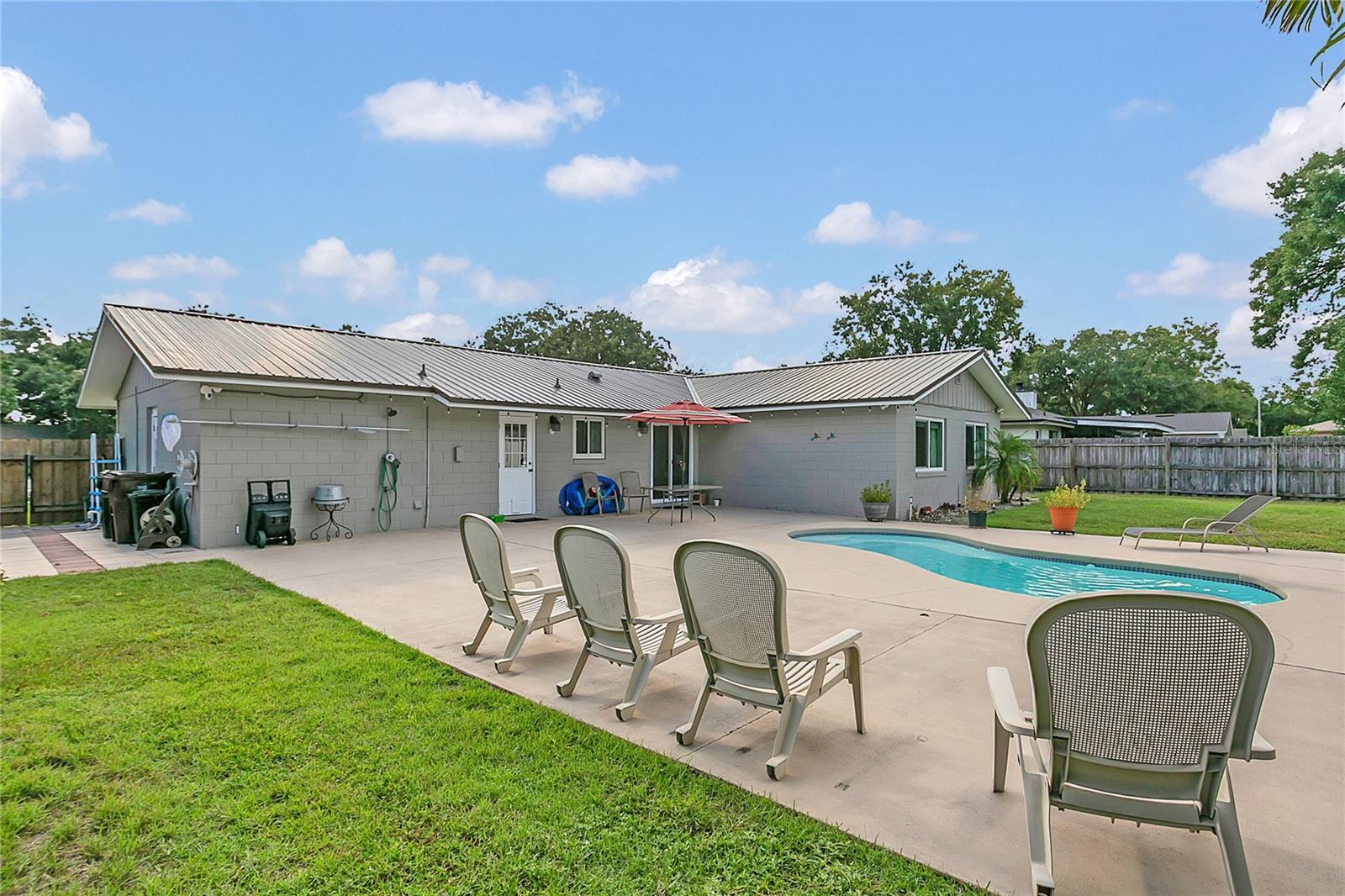 Image 18 of 22 For 733 Coquina Court