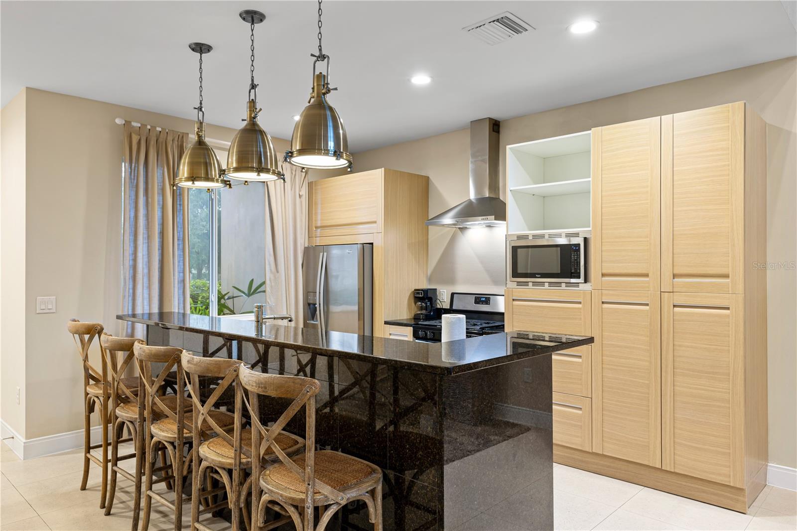 Image 13 of 53 For 7657 Amazonas Street