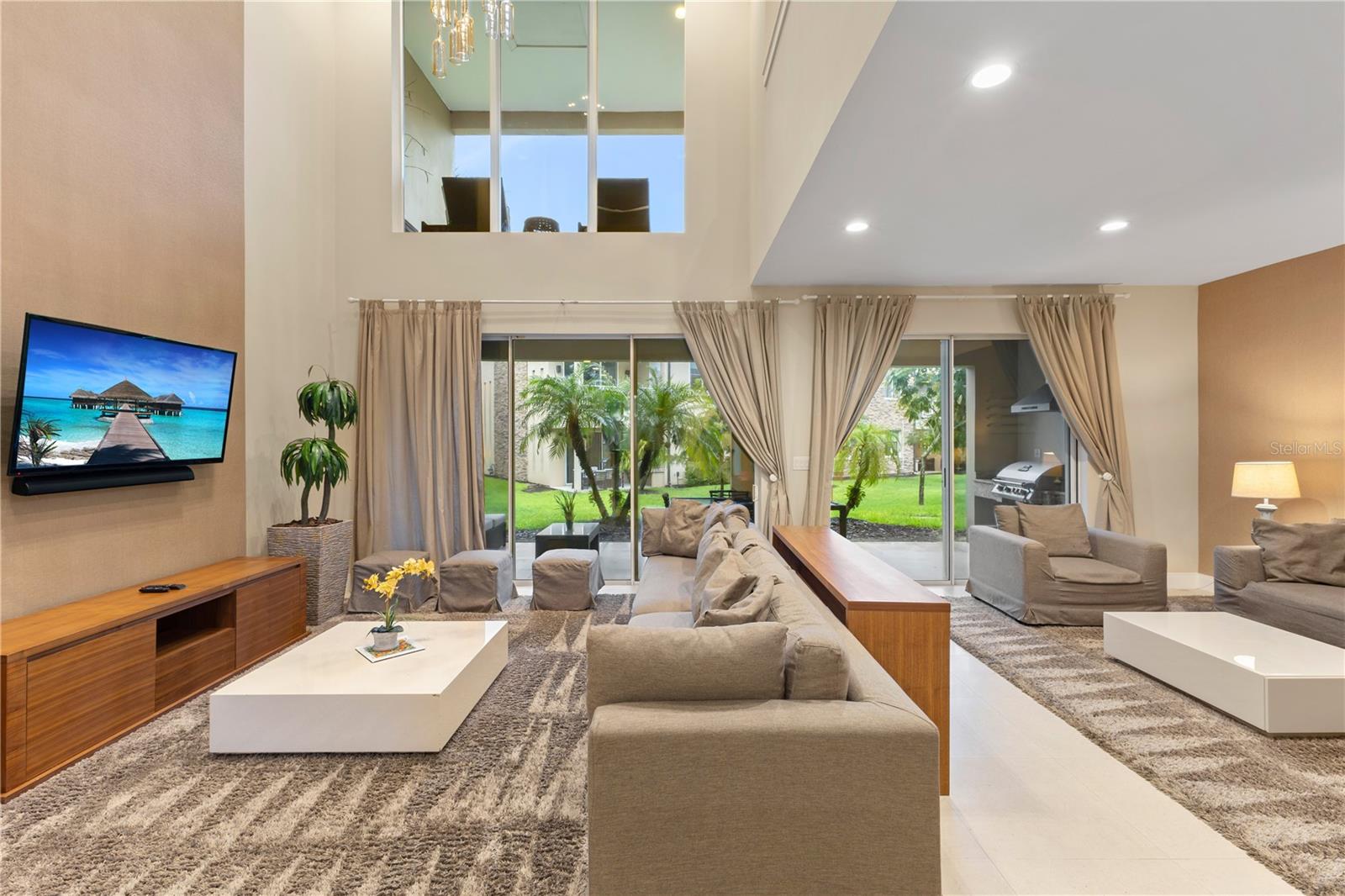 Image 22 of 53 For 7657 Amazonas Street