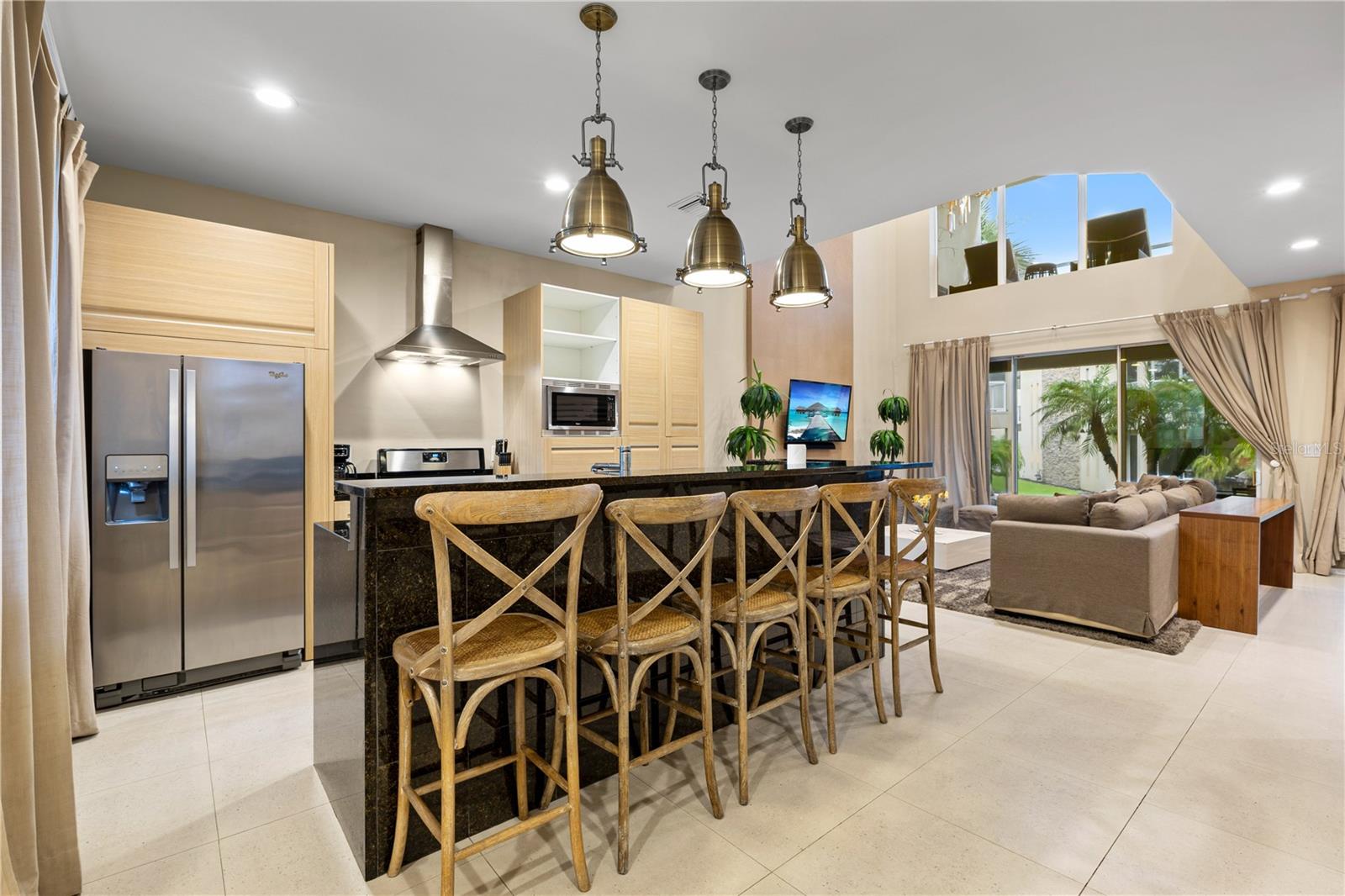 Image 8 of 53 For 7657 Amazonas Street