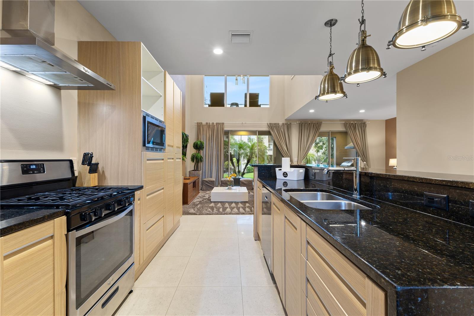 Image 9 of 53 For 7657 Amazonas Street