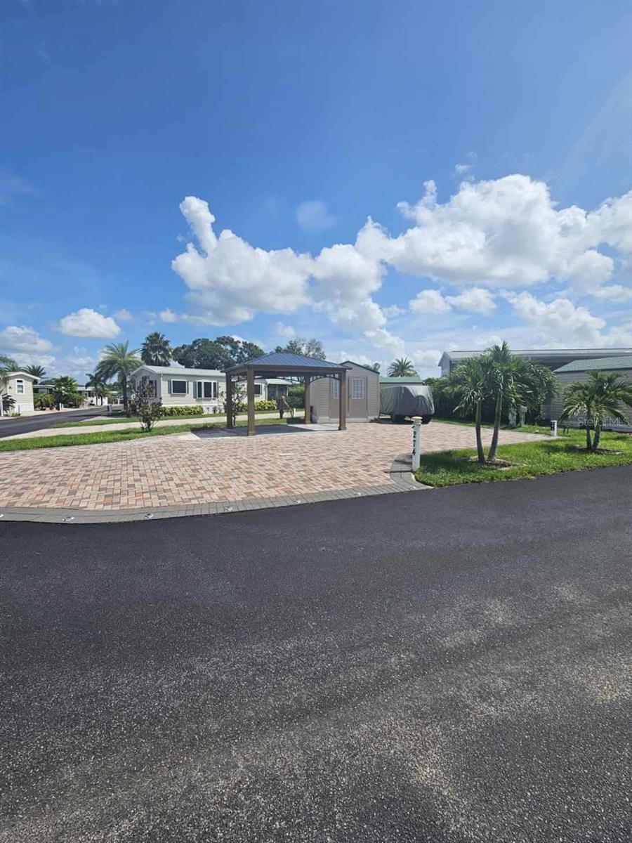Image 4 of 11 For 2311 Limewood Avenue 274