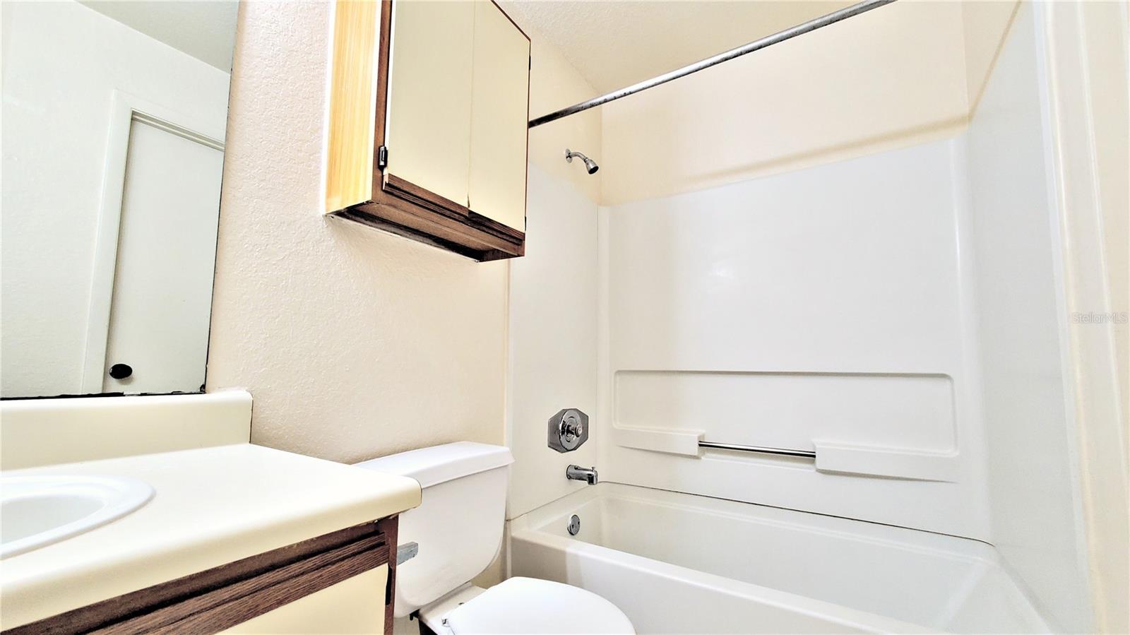 Image 10 of 13 For 623 Dory Lane 302