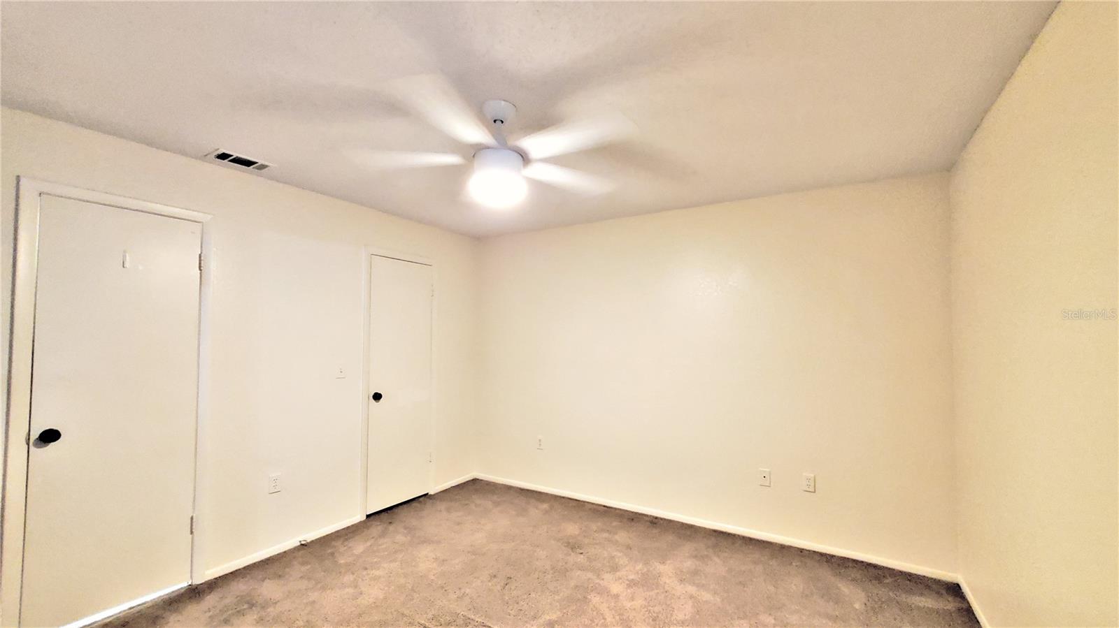 Image 9 of 13 For 623 Dory Lane 302