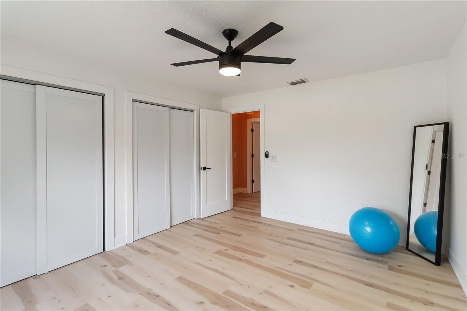 Image 17 of 28 For 7626 Majestic Pine Court