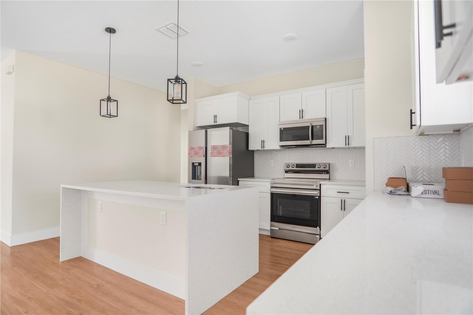 Image 15 of 49 For 151 Marion Oaks Pass