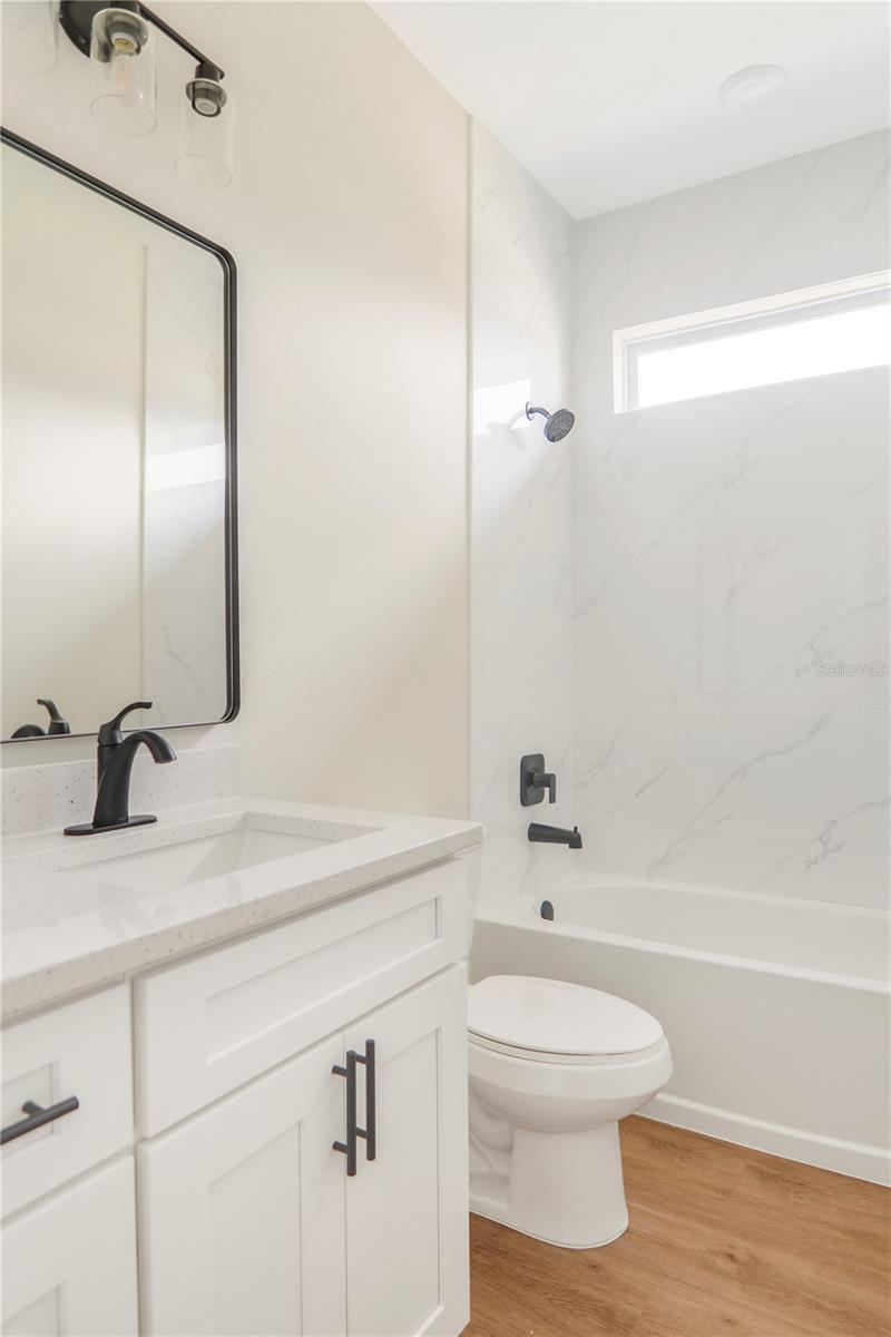 Image 27 of 49 For 151 Marion Oaks Pass