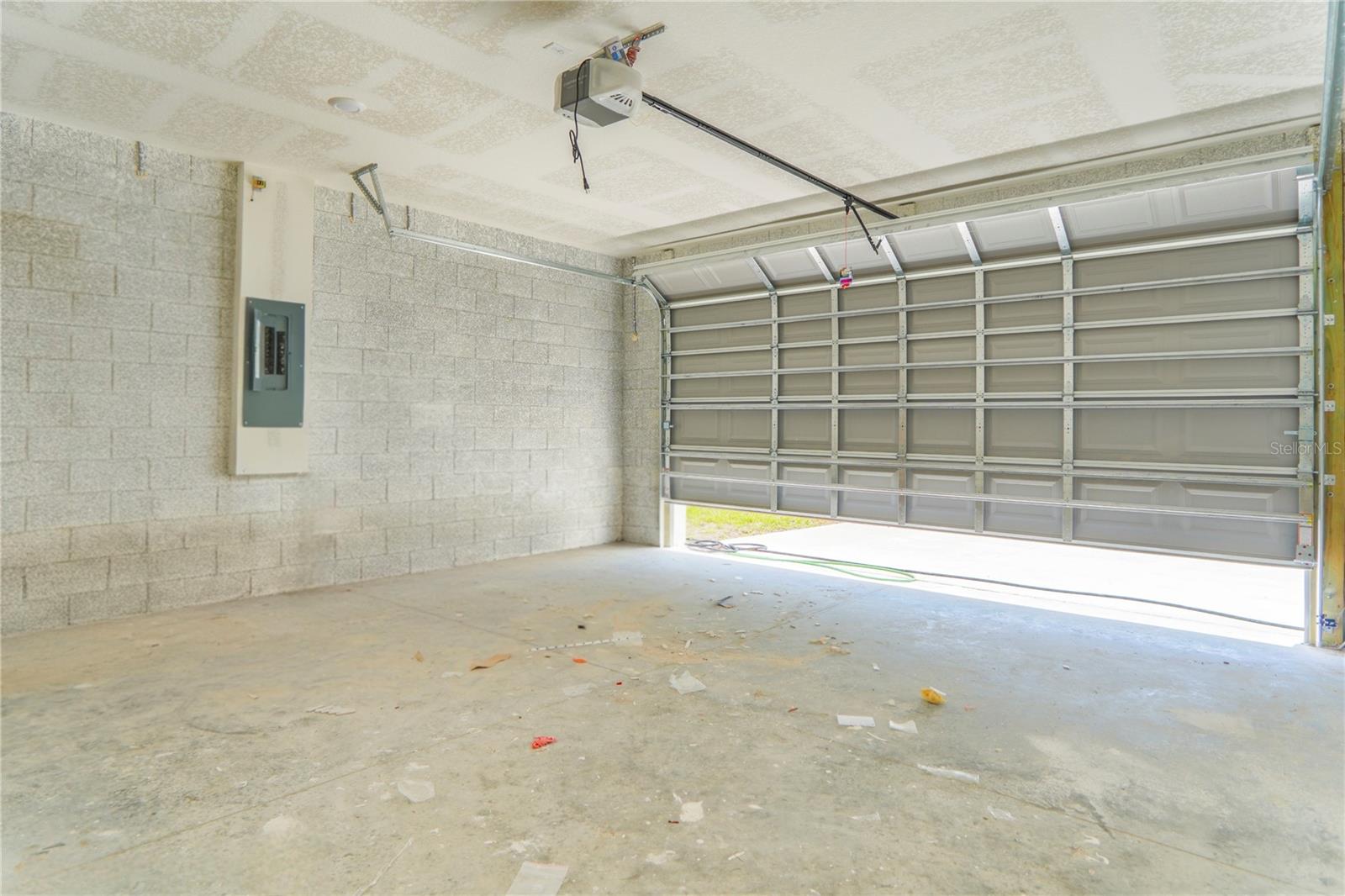 Image 36 of 49 For 151 Marion Oaks Pass