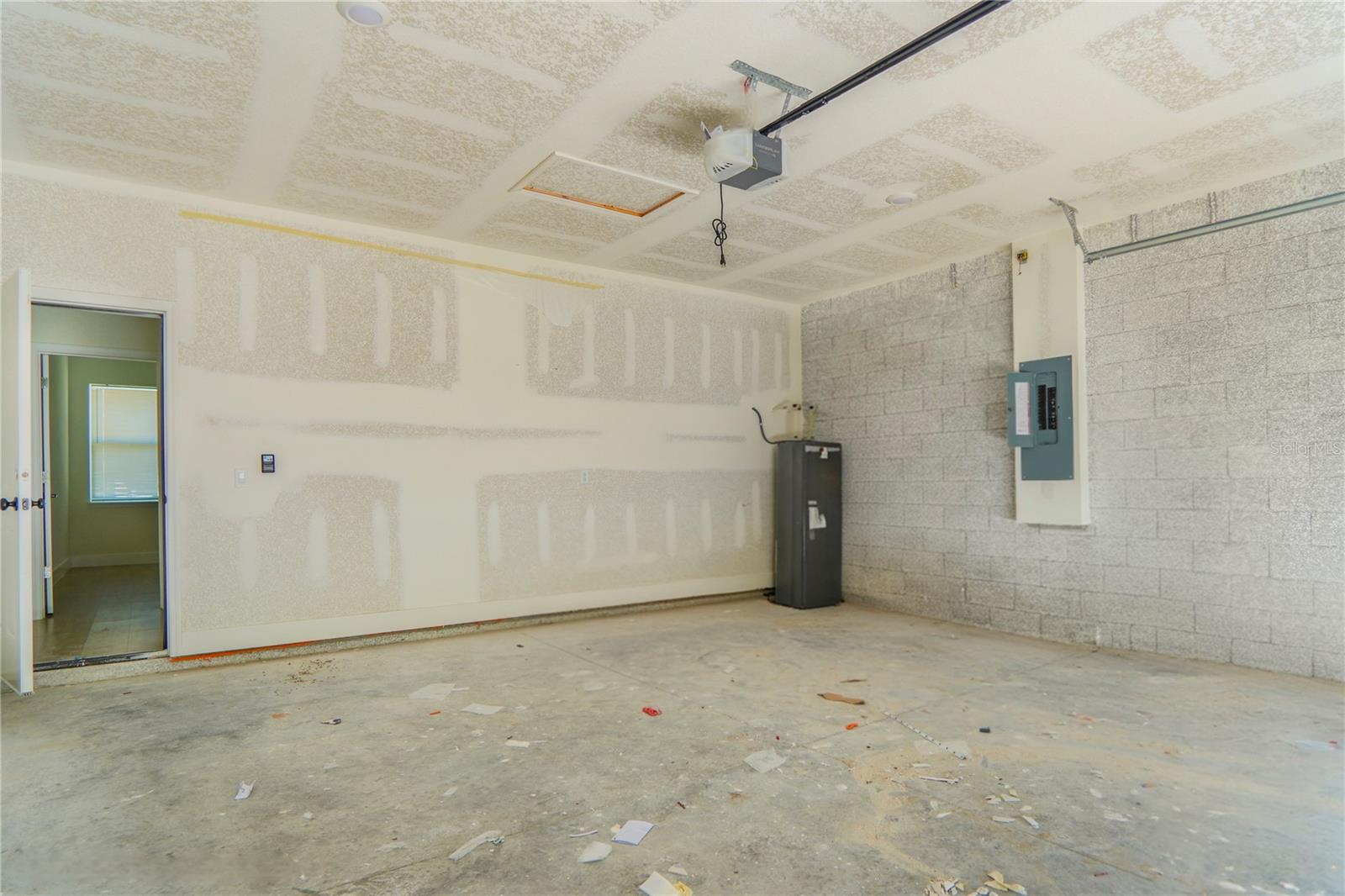 Image 7 of 49 For 151 Marion Oaks Pass