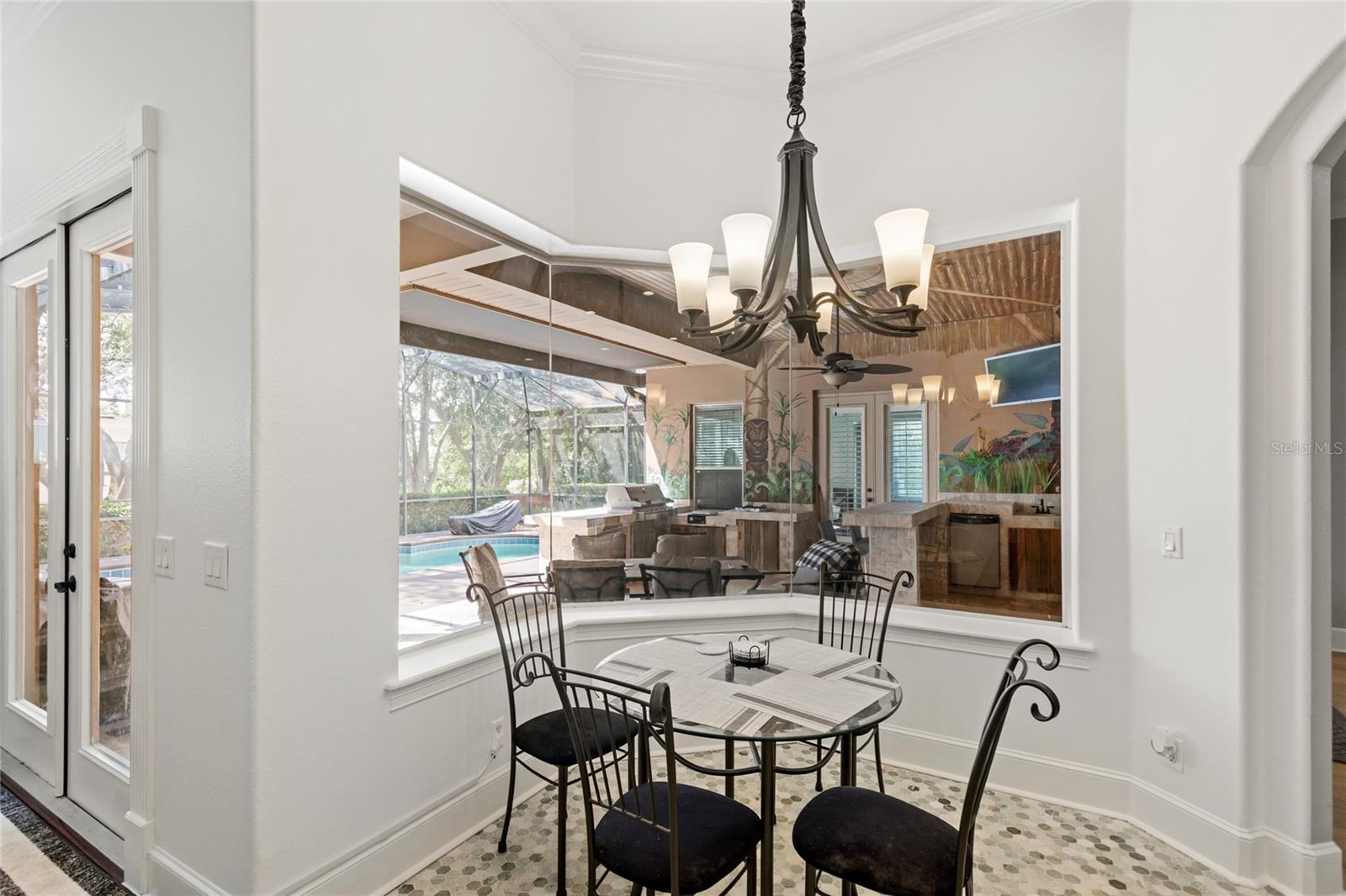 Image 14 of 51 For 2107 Westover Reserve Boulevard