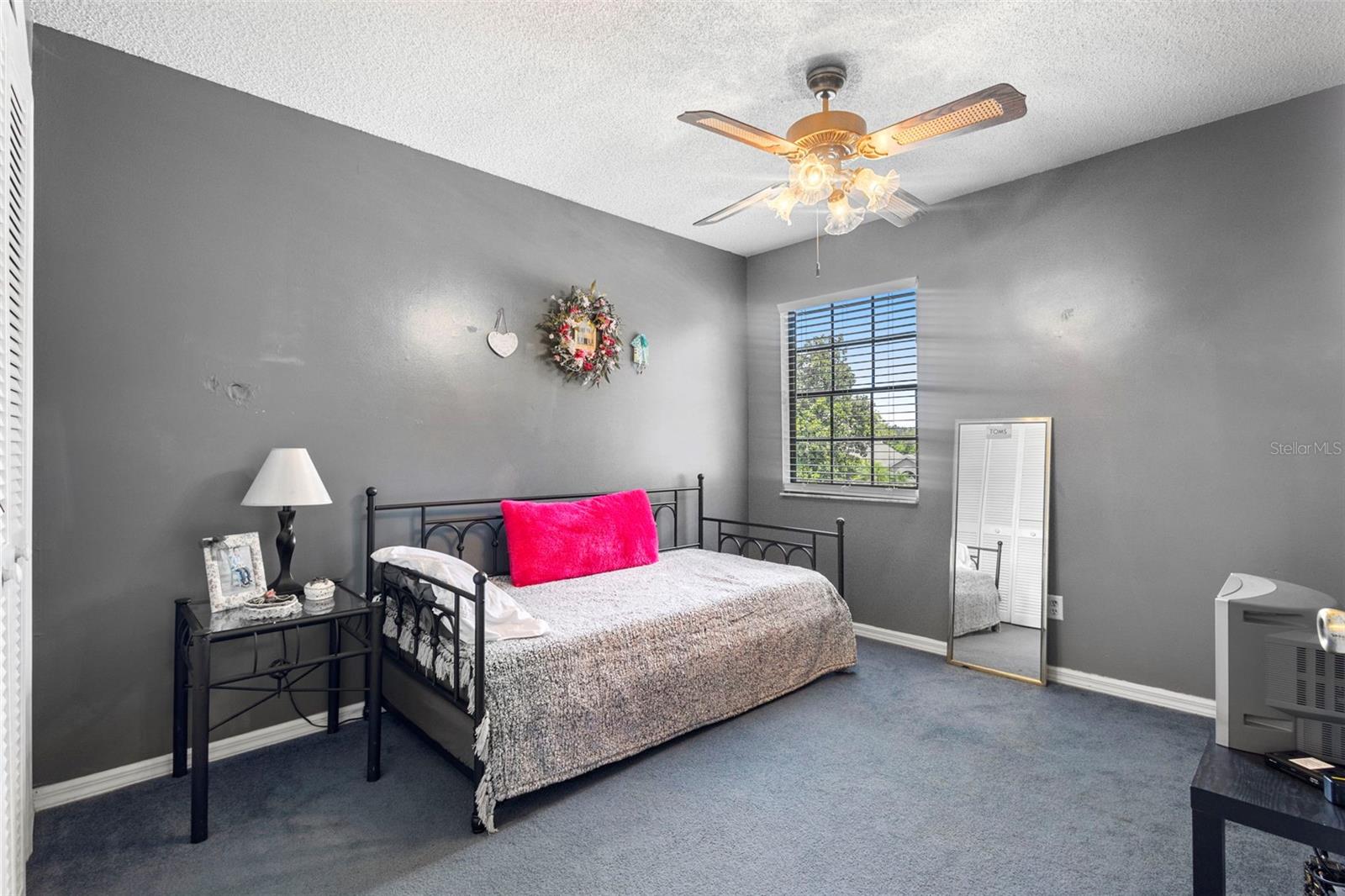 Image 22 of 38 For 4273 Fox Hollow Circle