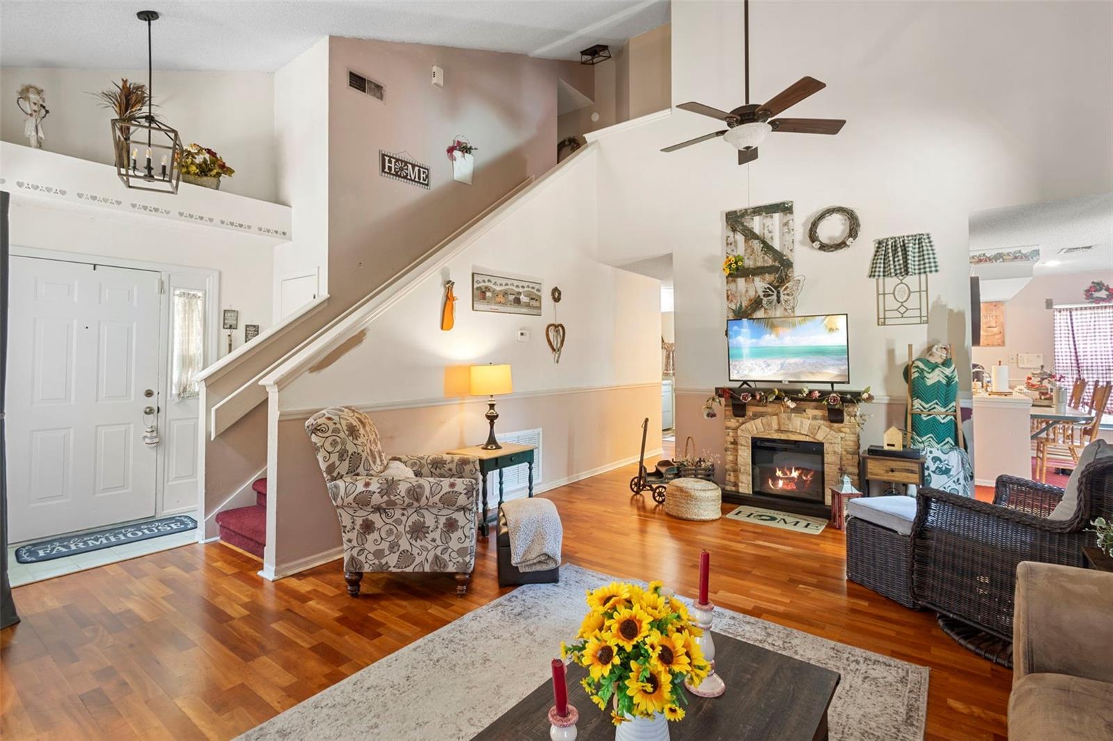 Image 3 of 38 For 4273 Fox Hollow Circle