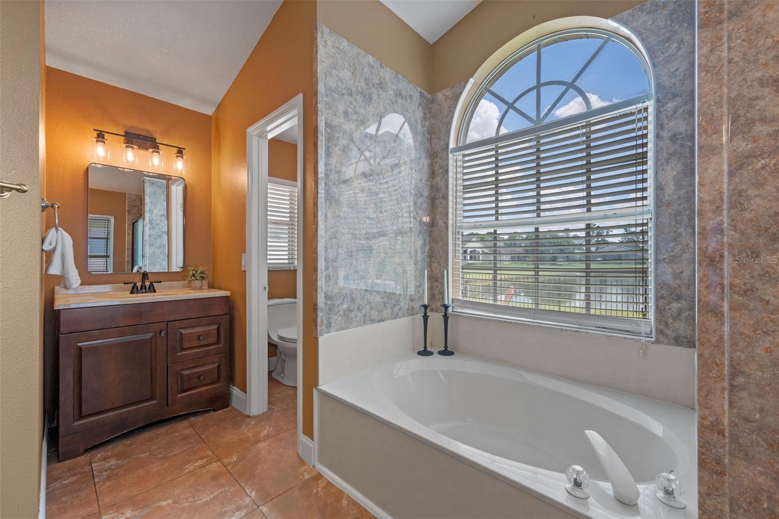 Image 15 of 48 For 12414 Marleigh Court