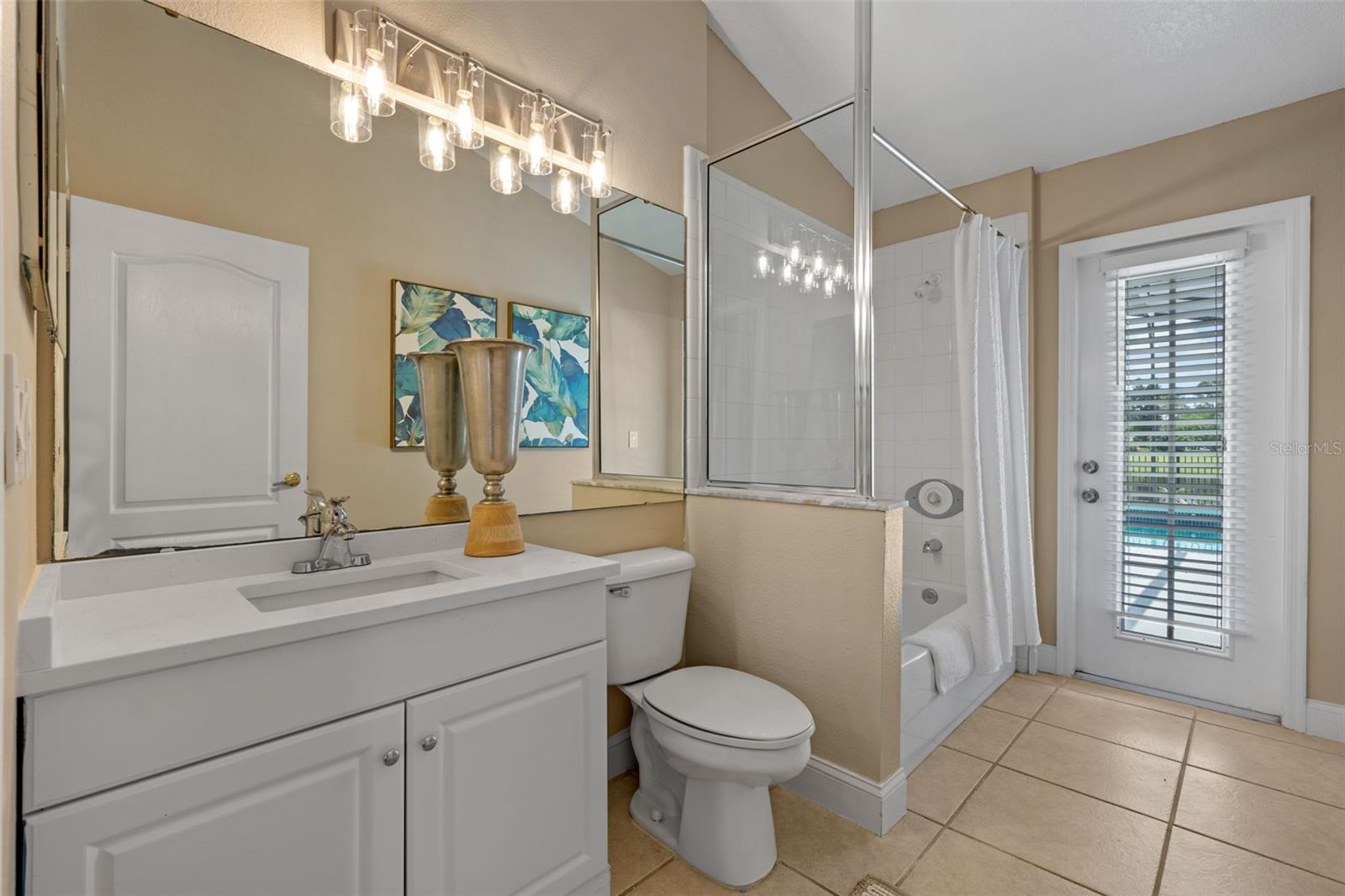 Image 20 of 48 For 12414 Marleigh Court