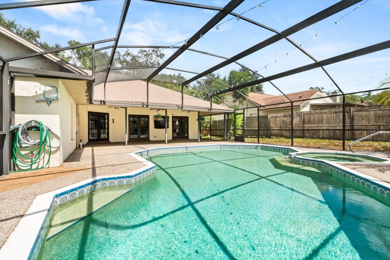 Image 30 of 38 For 968 Lenmore Court