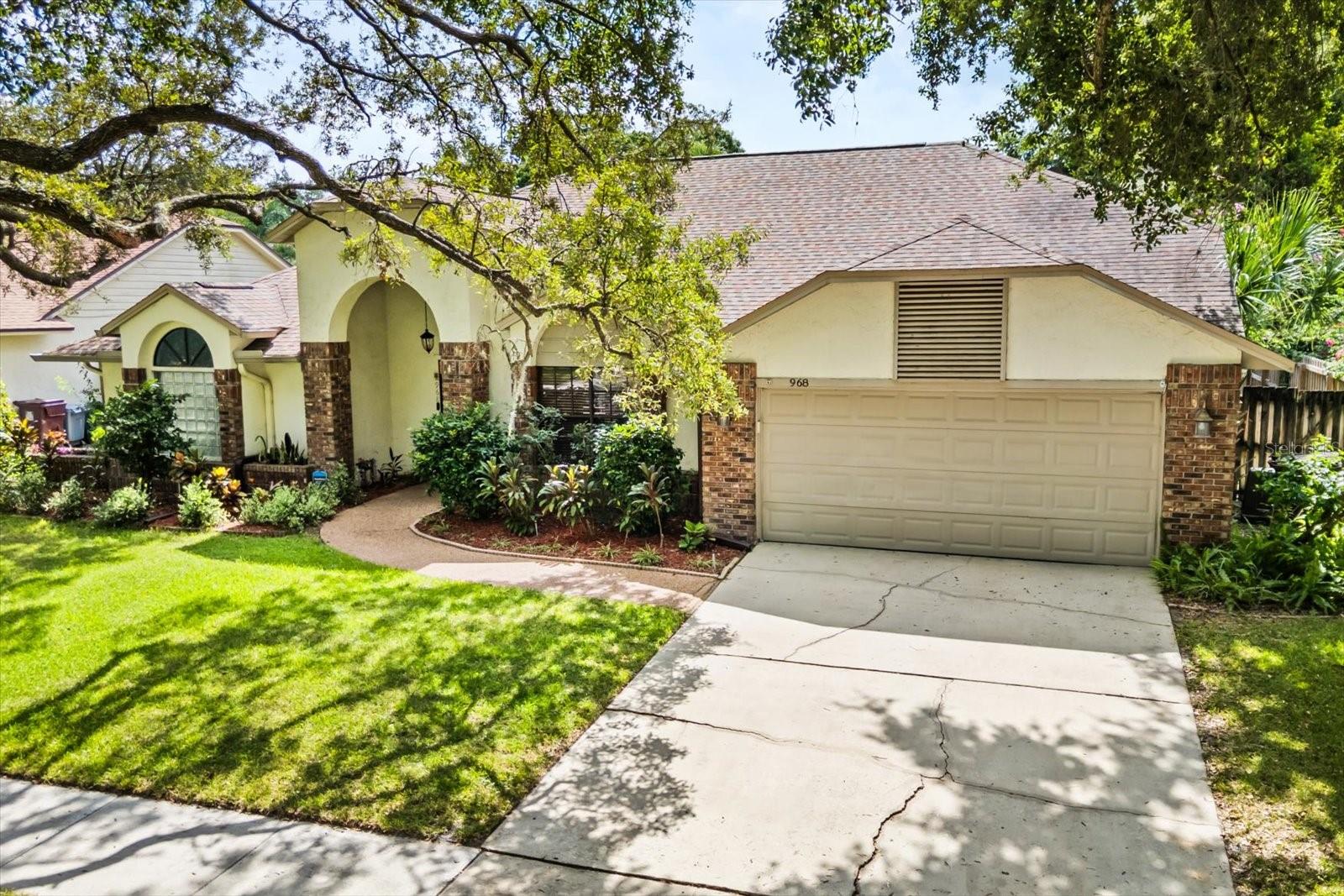 Image 38 of 38 For 968 Lenmore Court
