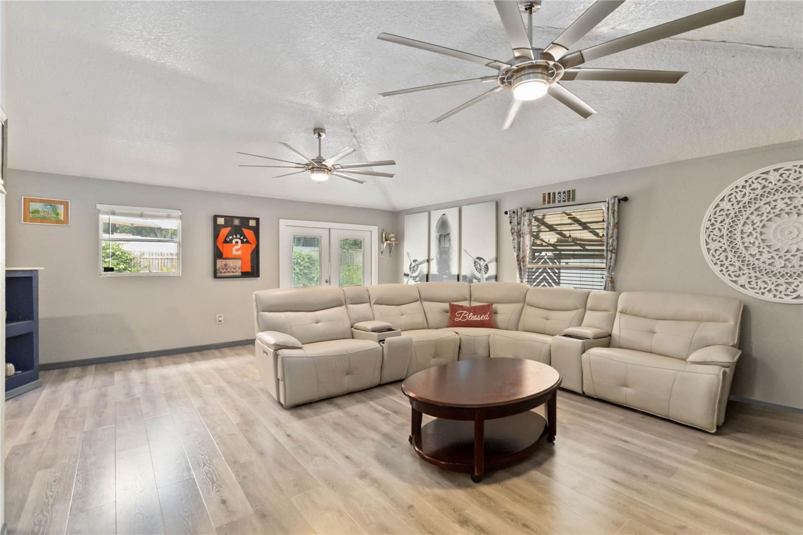 Image 9 of 26 For 328 Longhorn Drive
