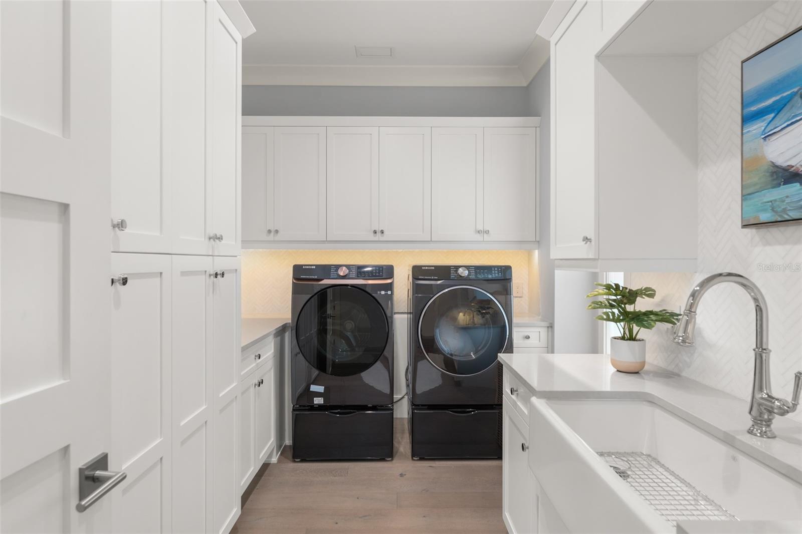 Image 40 of 63 For 2012 Bellamere Court