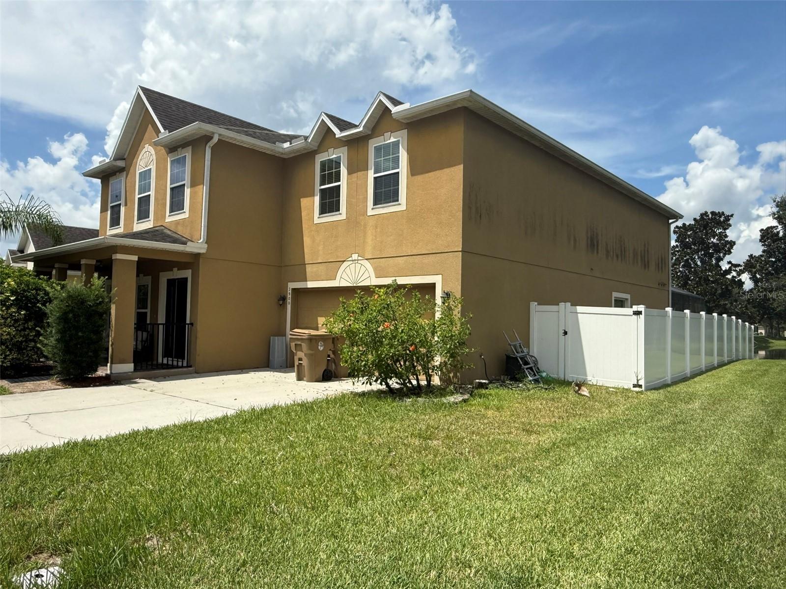 Image 4 of 8 For 2900 Moonstone Bend