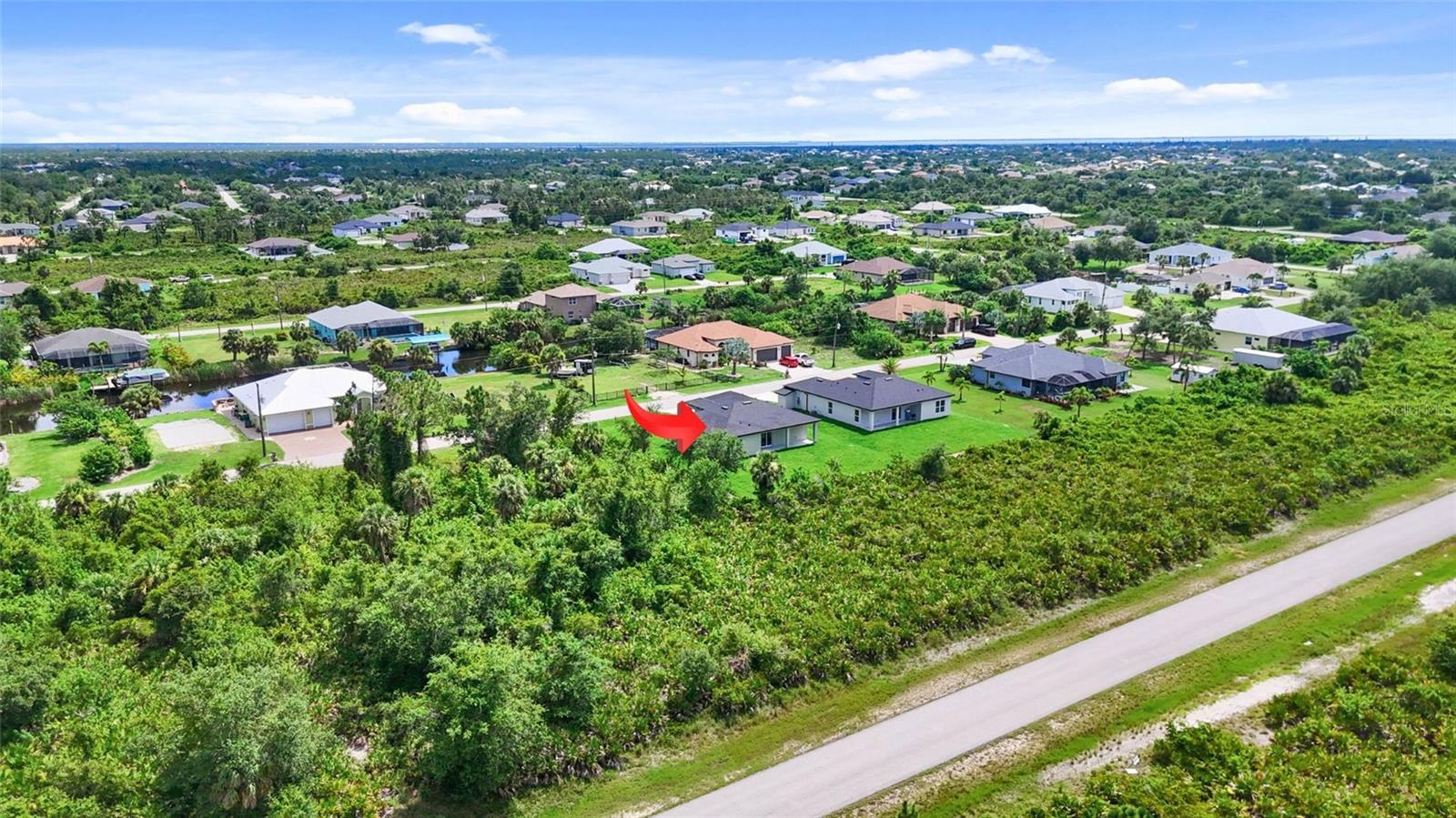 Image 40 of 42 For 13647 Begonia Circle