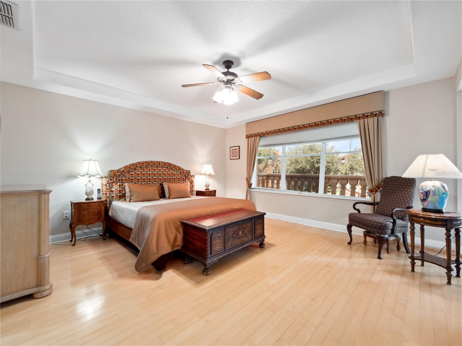 Image 14 of 43 For 910 Lotus Vista Drive 201