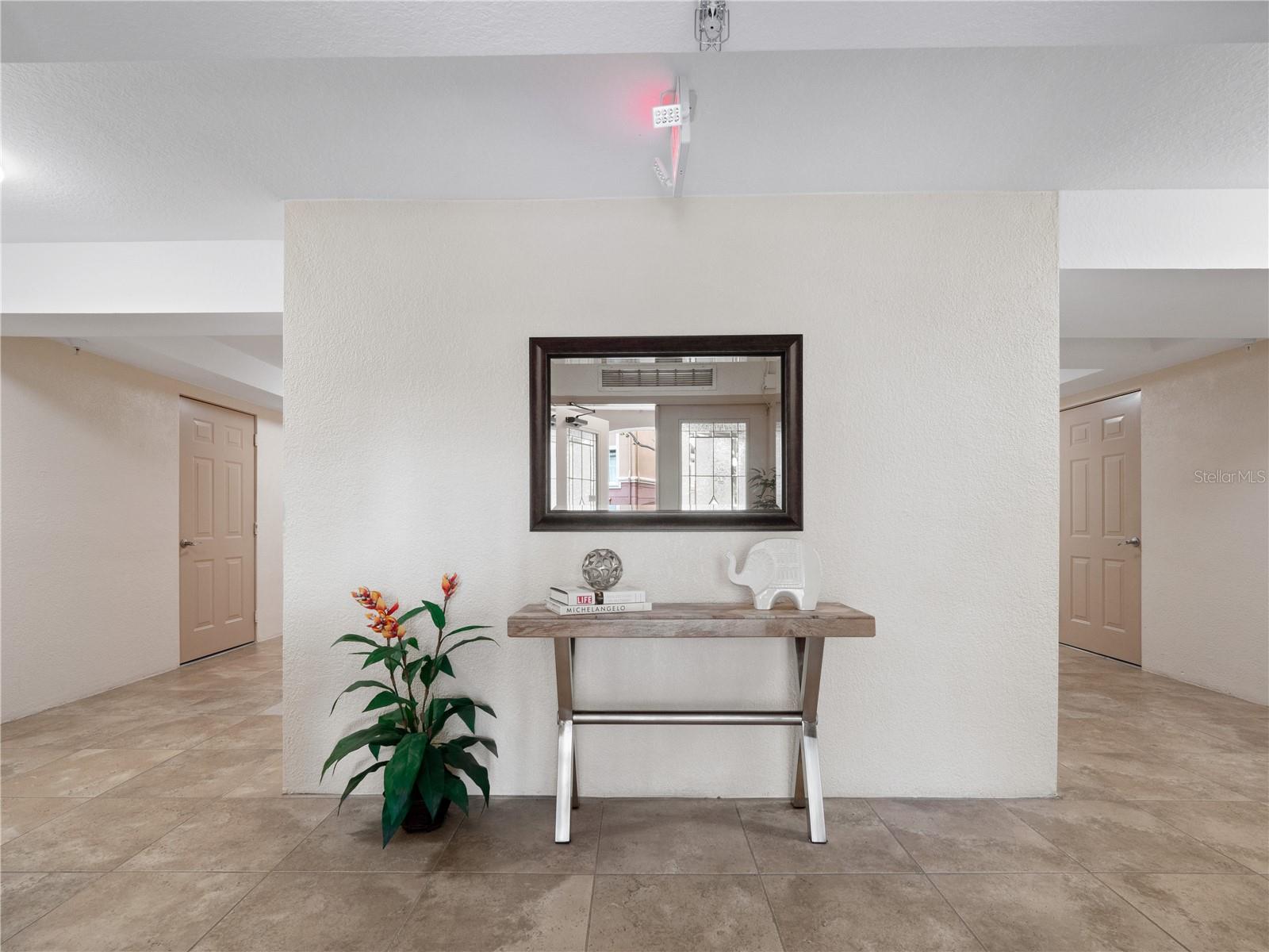 Image 32 of 43 For 910 Lotus Vista Drive 201