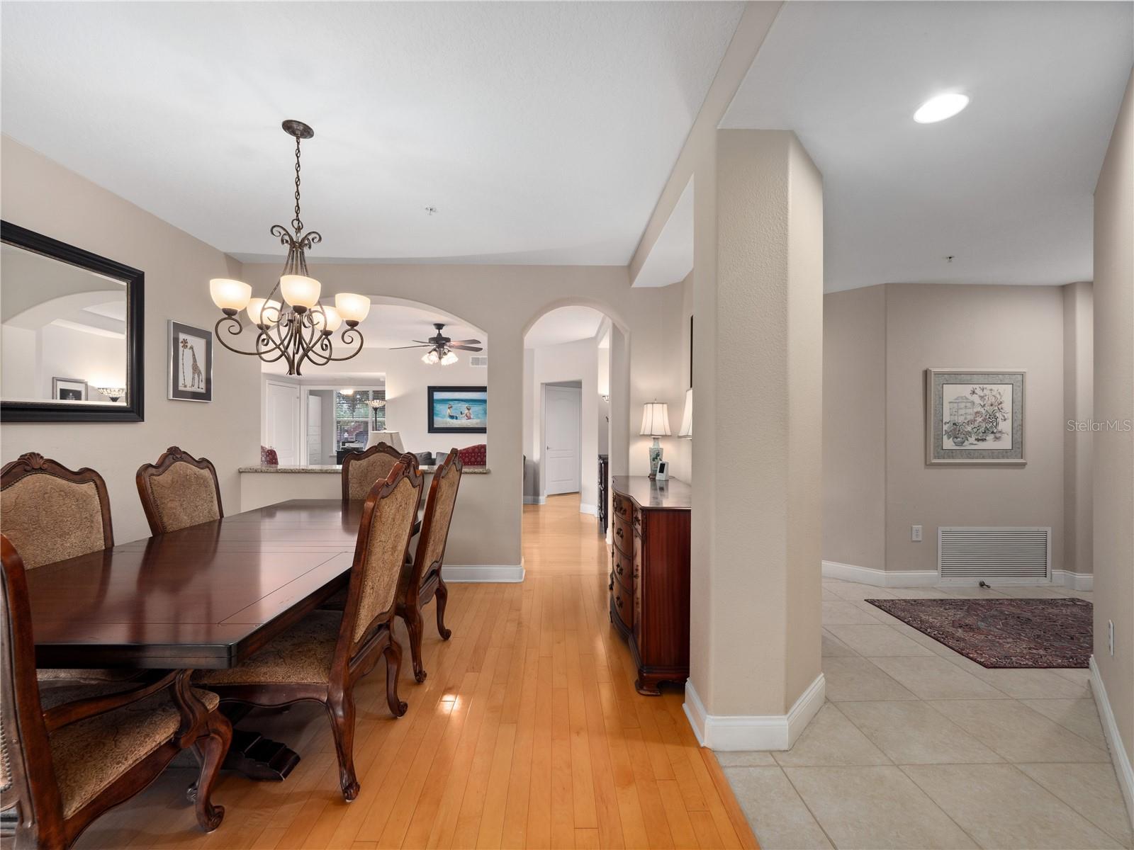 Image 9 of 43 For 910 Lotus Vista Drive 201