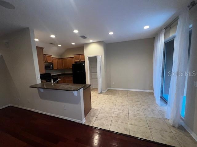 Image 13 of 72 For 8547 Bertram Lane