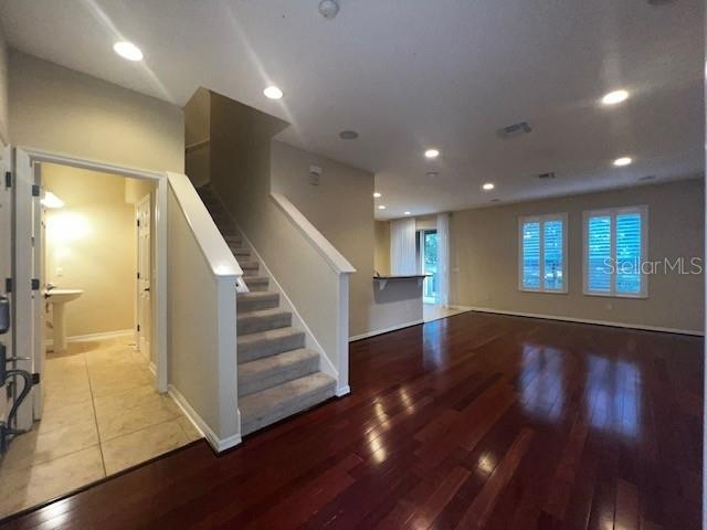 Image 4 of 72 For 8547 Bertram Lane