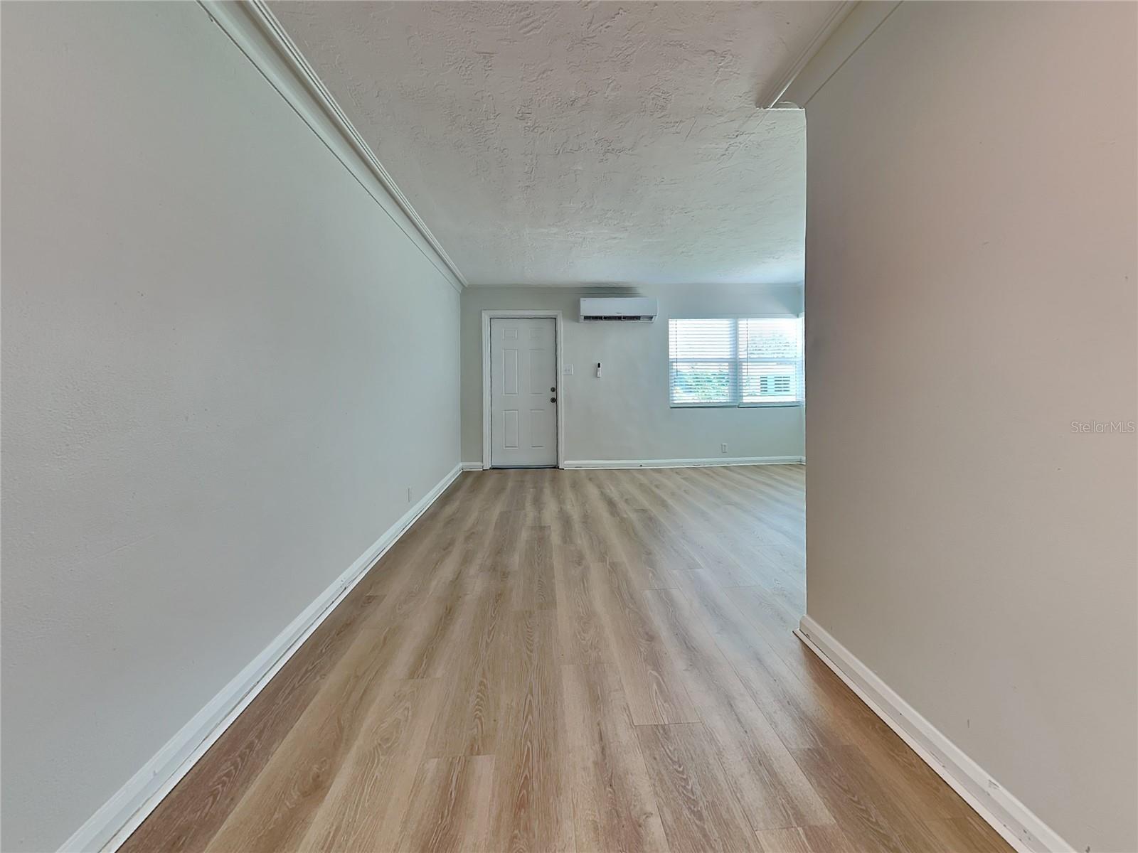 Image 3 of 14 For 875 21st Avenue S