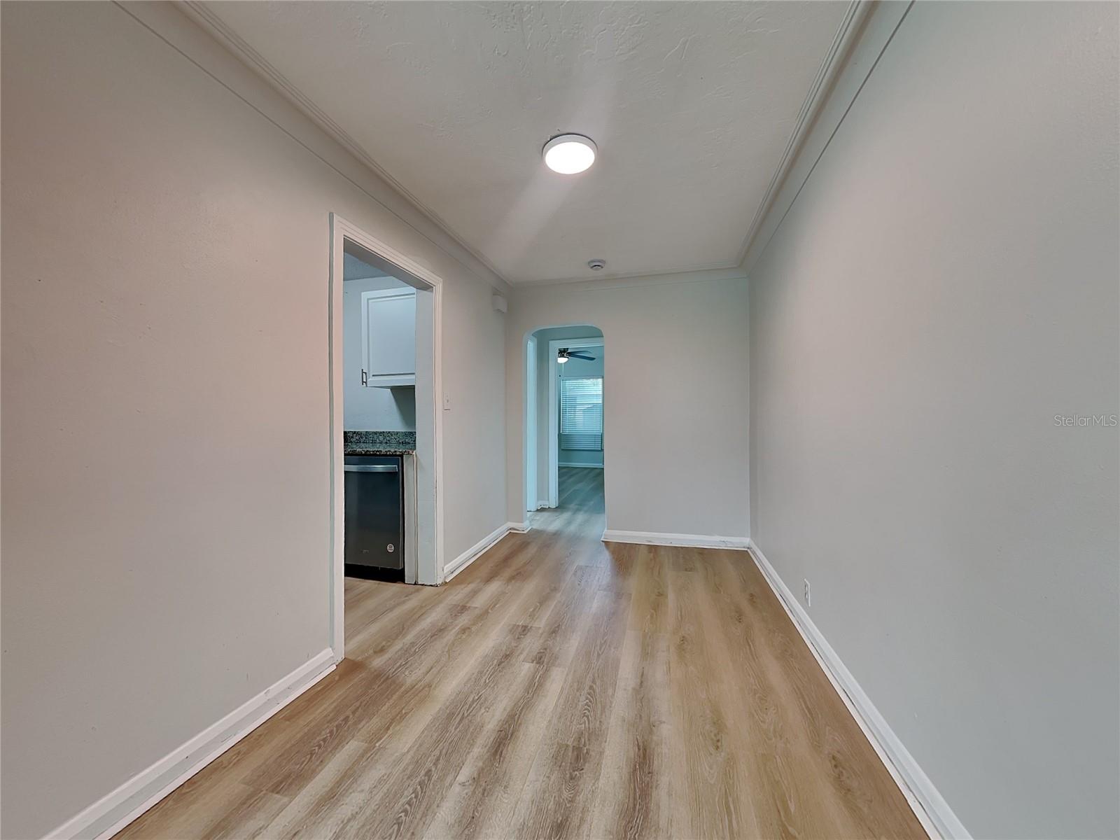 Image 4 of 14 For 875 21st Avenue S