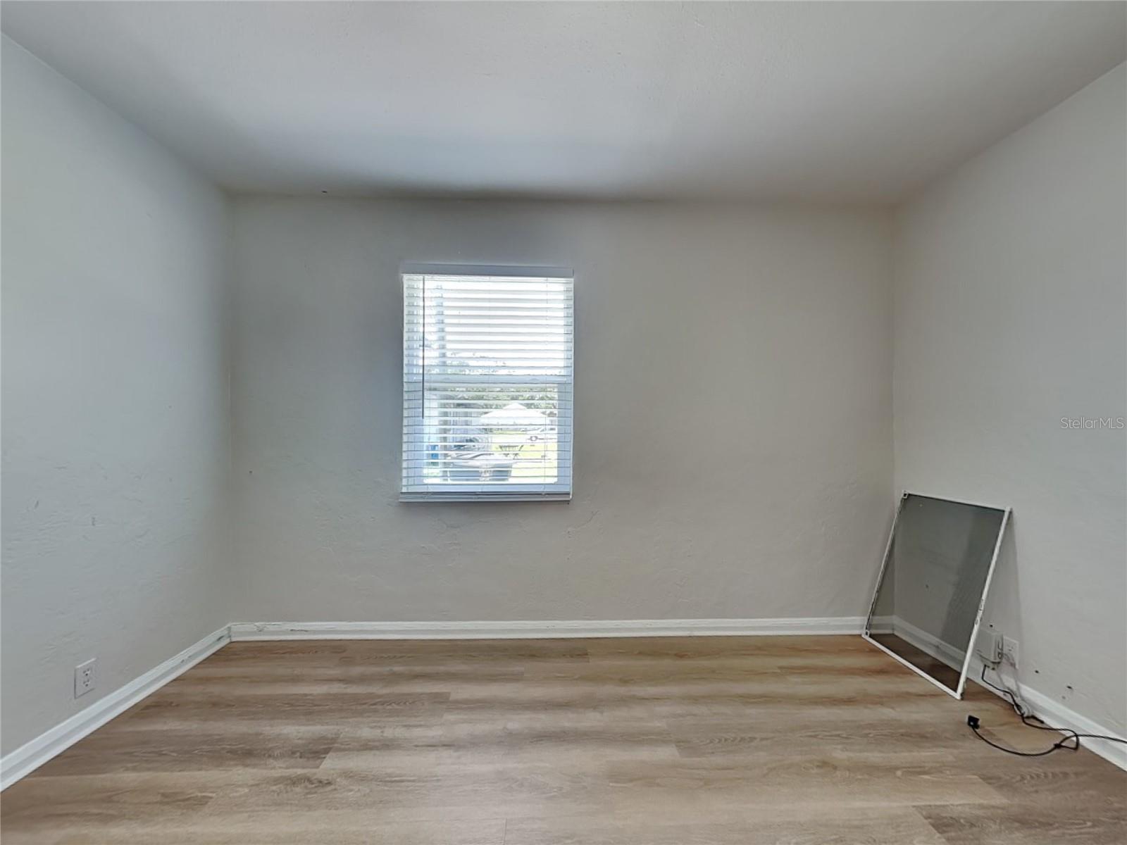 Image 9 of 14 For 875 21st Avenue S