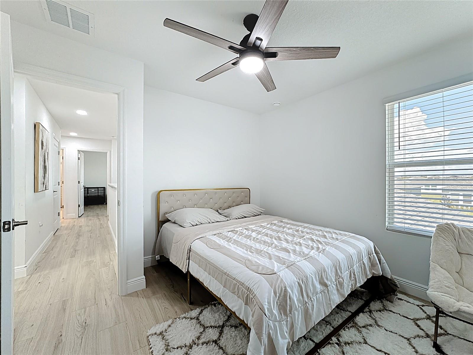 Image 18 of 37 For 262 Amber Way