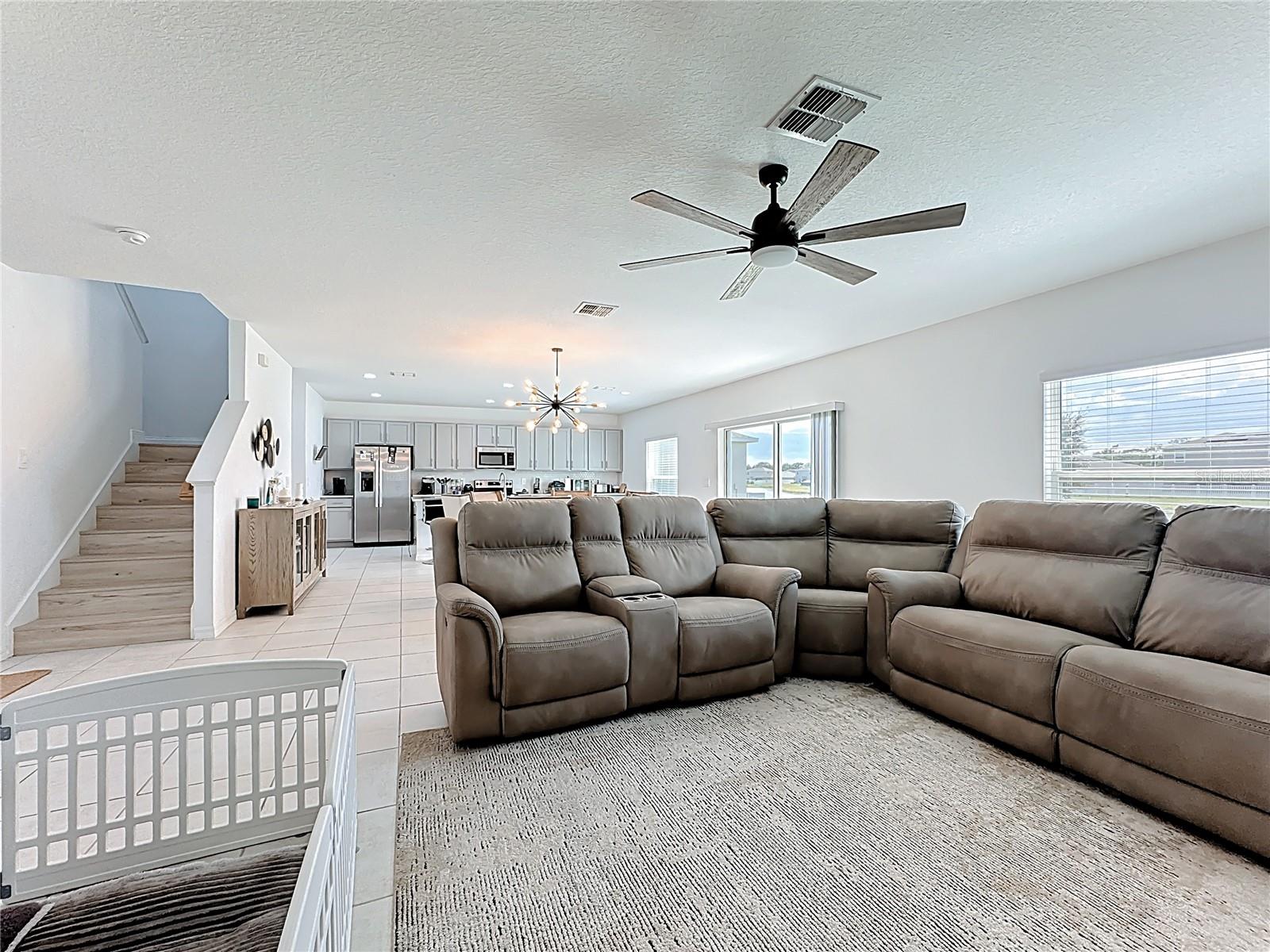 Image 4 of 37 For 262 Amber Way