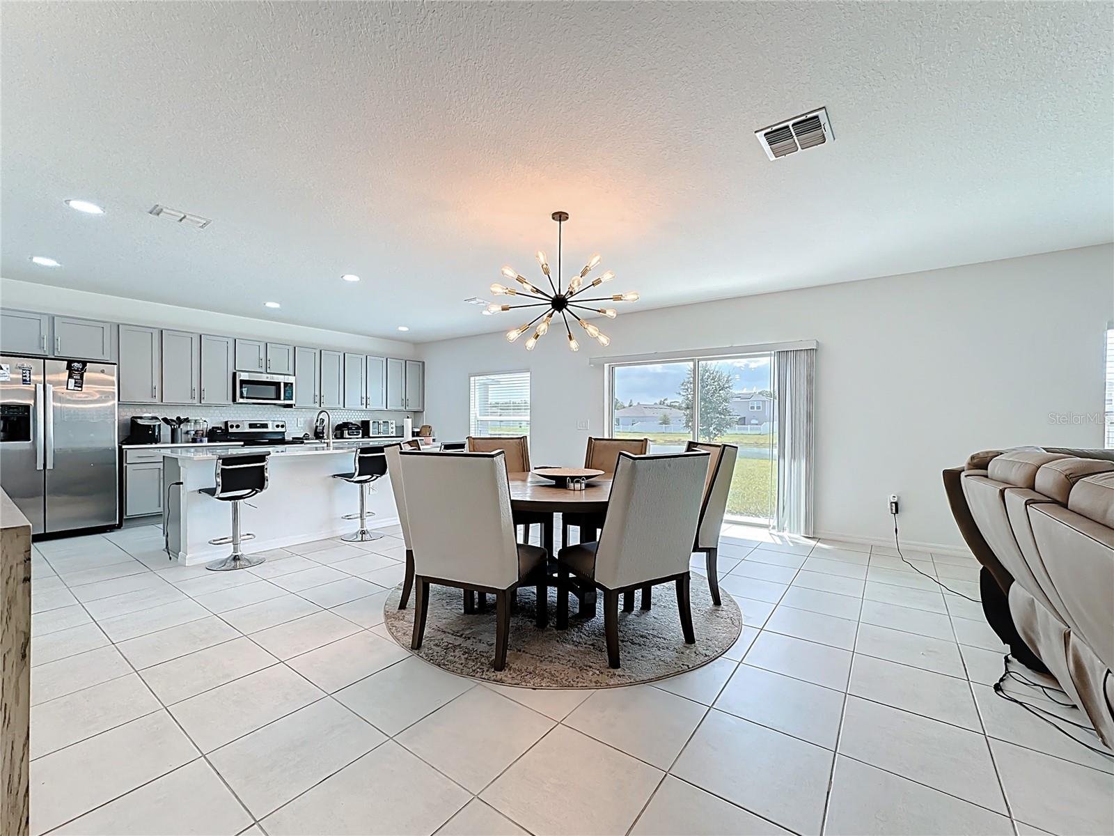 Image 6 of 37 For 262 Amber Way