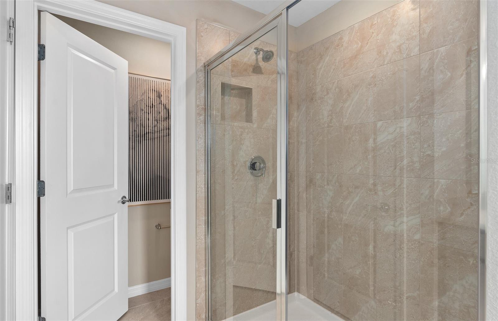 Image 21 of 28 For 5036 Holm Oak Drive