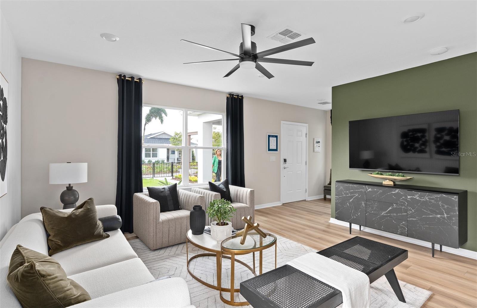 Image 6 of 28 For 5036 Holm Oak Drive