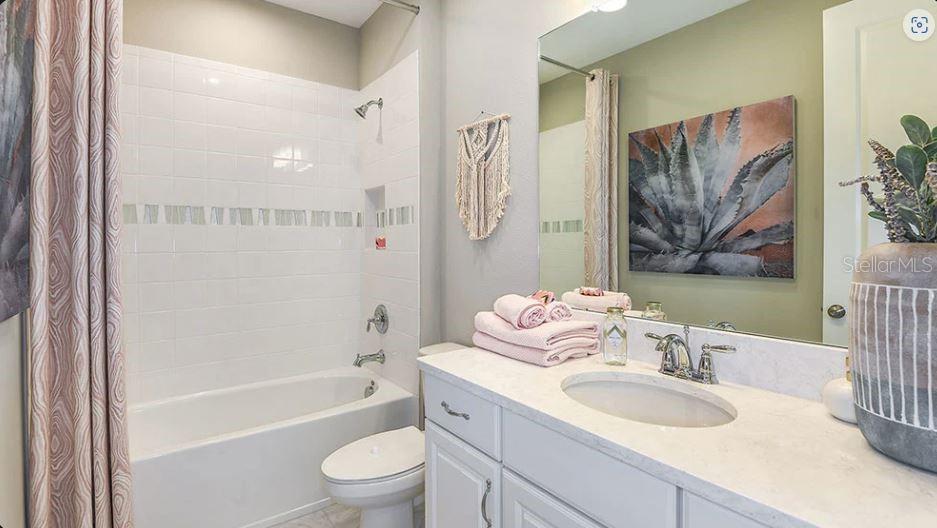 Image 14 of 19 For 5130 Goldfinch Drive