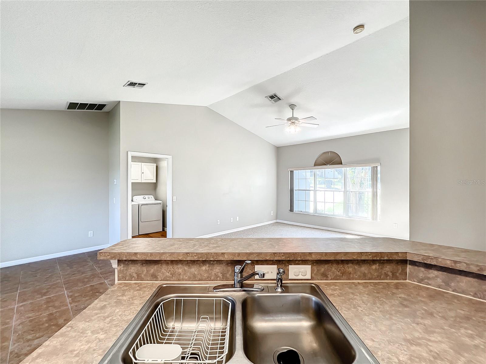 Image 12 of 30 For 1364 Hillview Drive