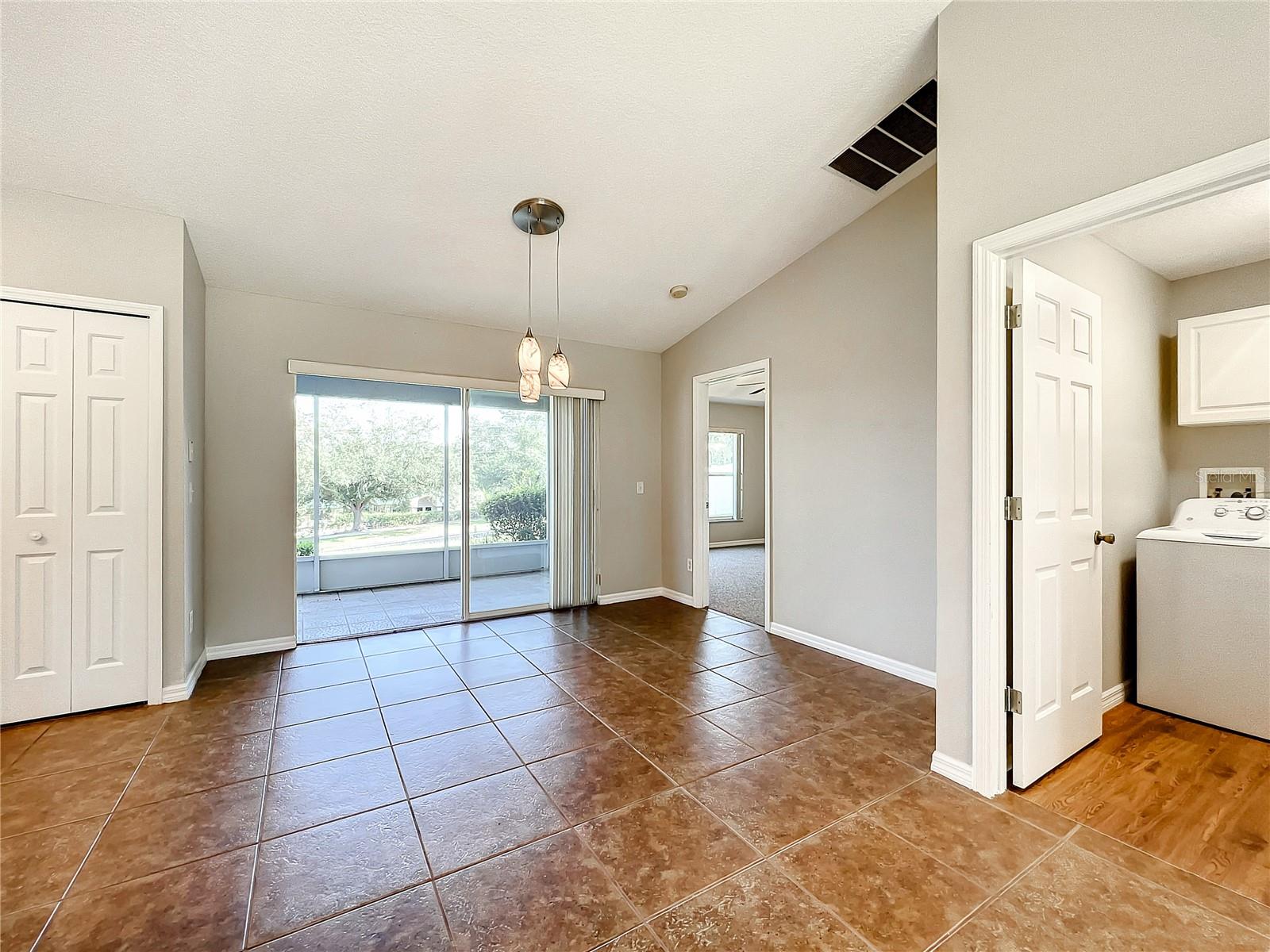 Image 13 of 30 For 1364 Hillview Drive