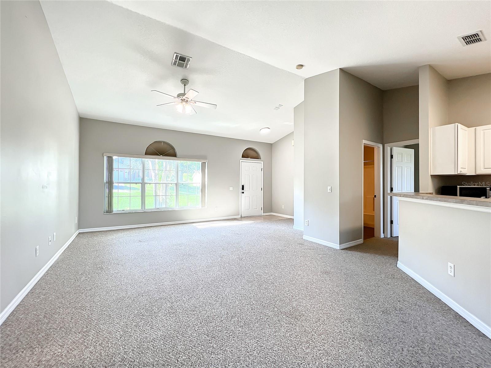 Image 7 of 30 For 1364 Hillview Drive