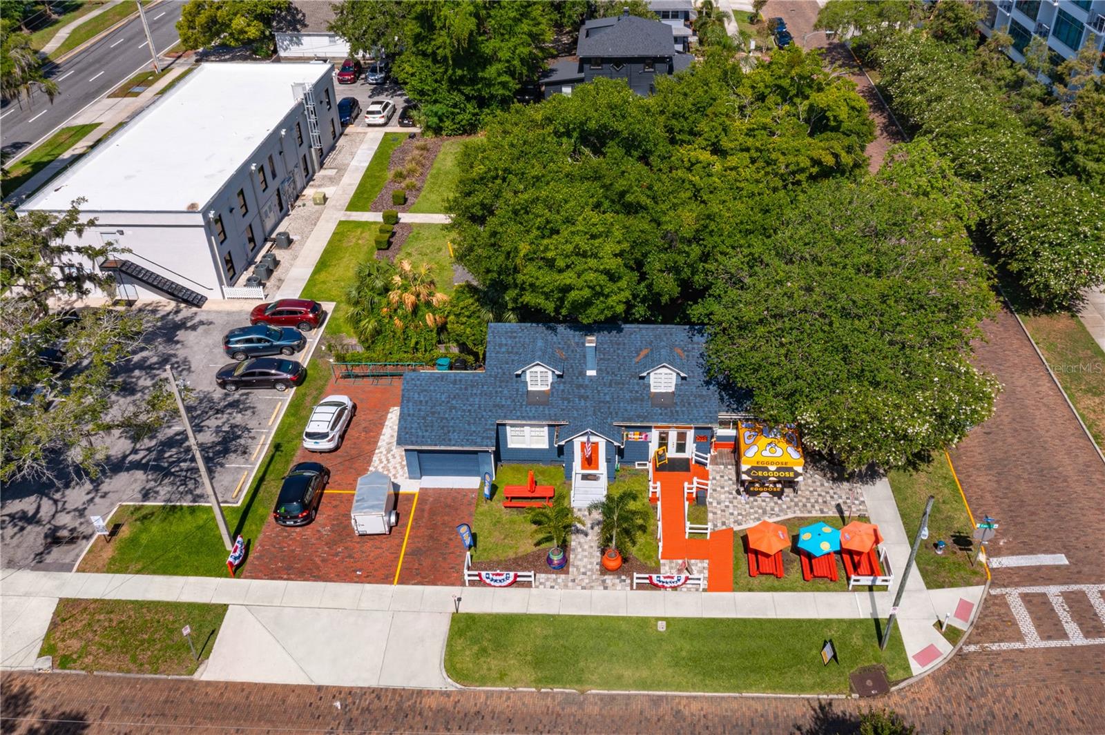 Image 3 of 21 For 300 Eola Drive