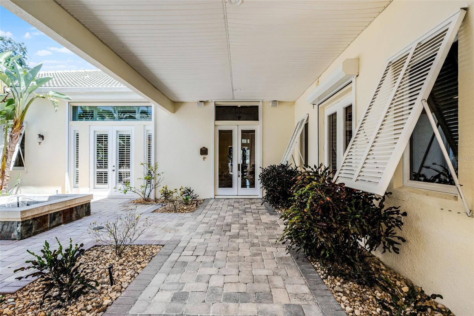 Image 10 of 79 For 1393 Grandview Boulevard
