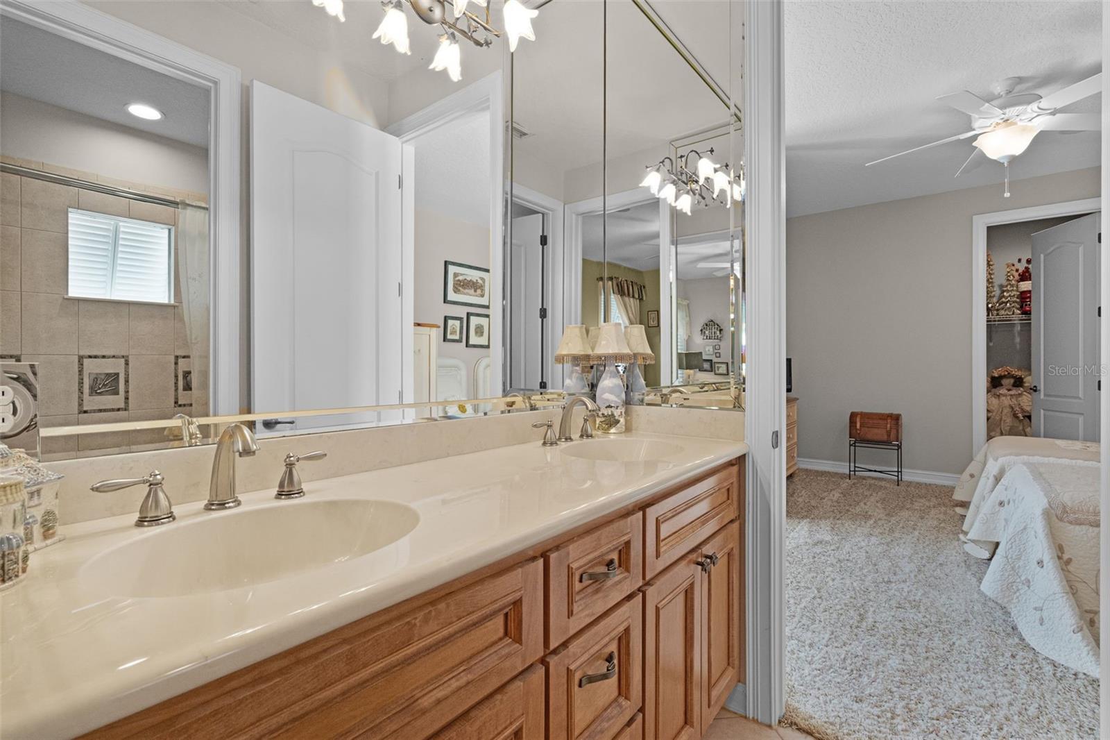 Image 41 of 79 For 1393 Grandview Boulevard