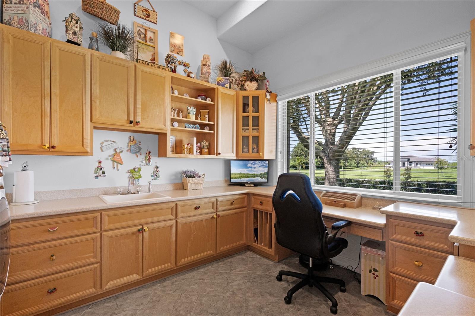 Image 47 of 79 For 1393 Grandview Boulevard