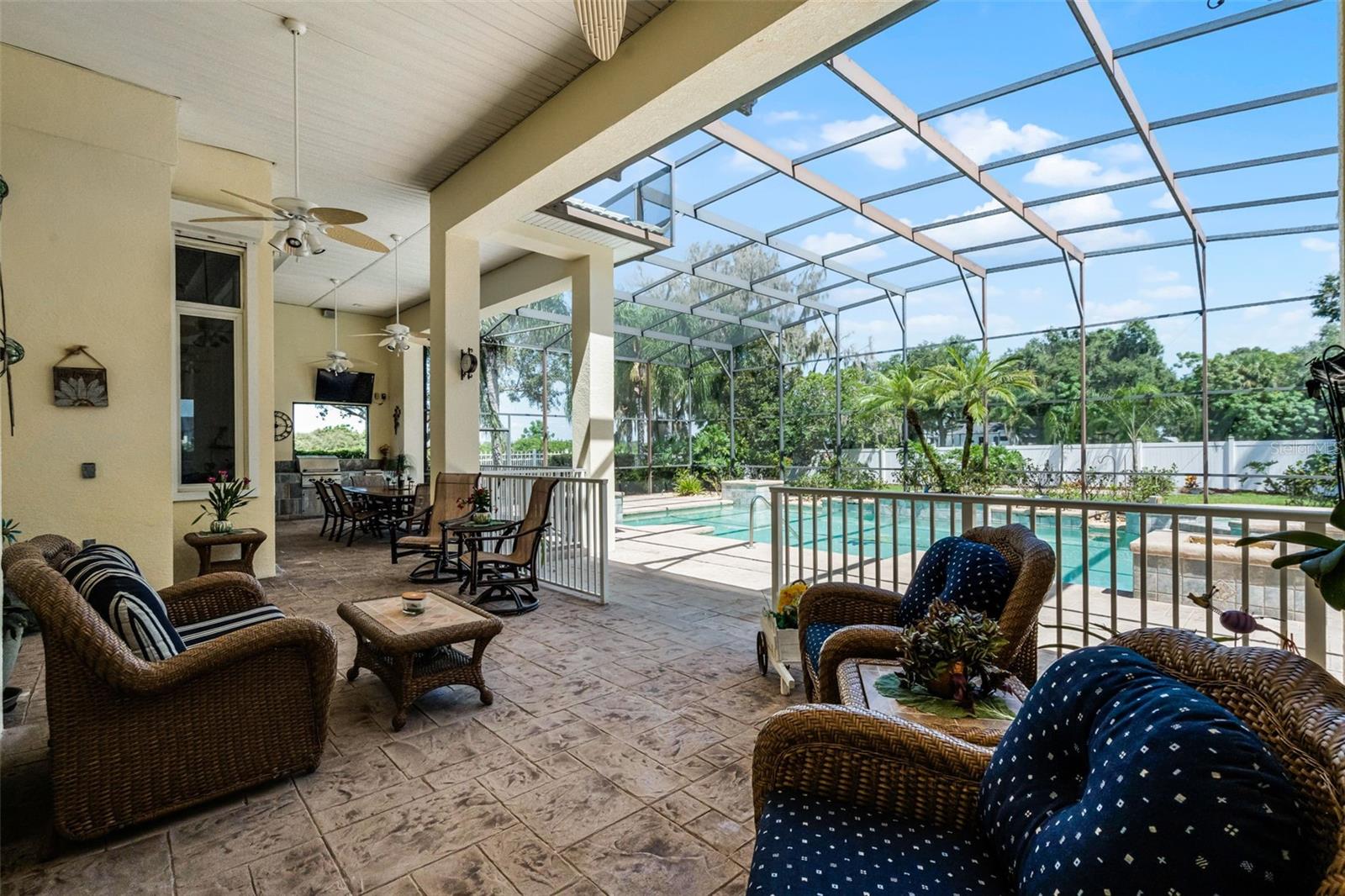 Image 51 of 79 For 1393 Grandview Boulevard