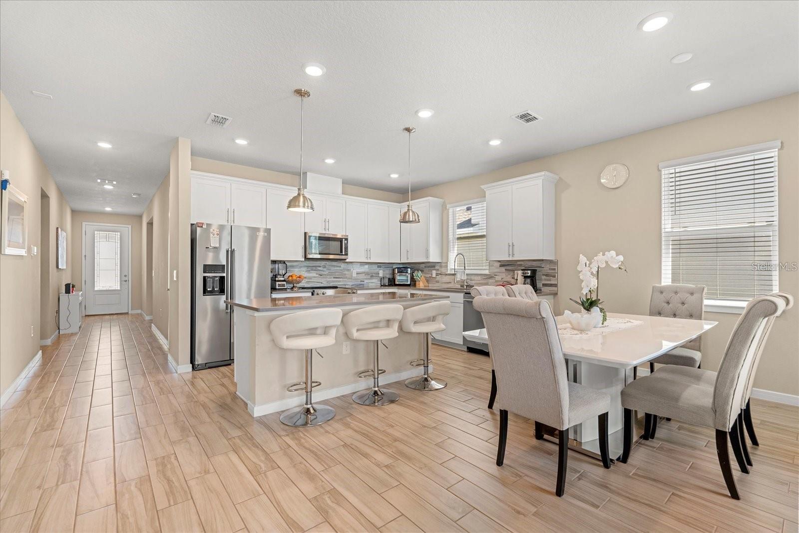 Image 6 of 28 For 5058 Sparkling Water Way